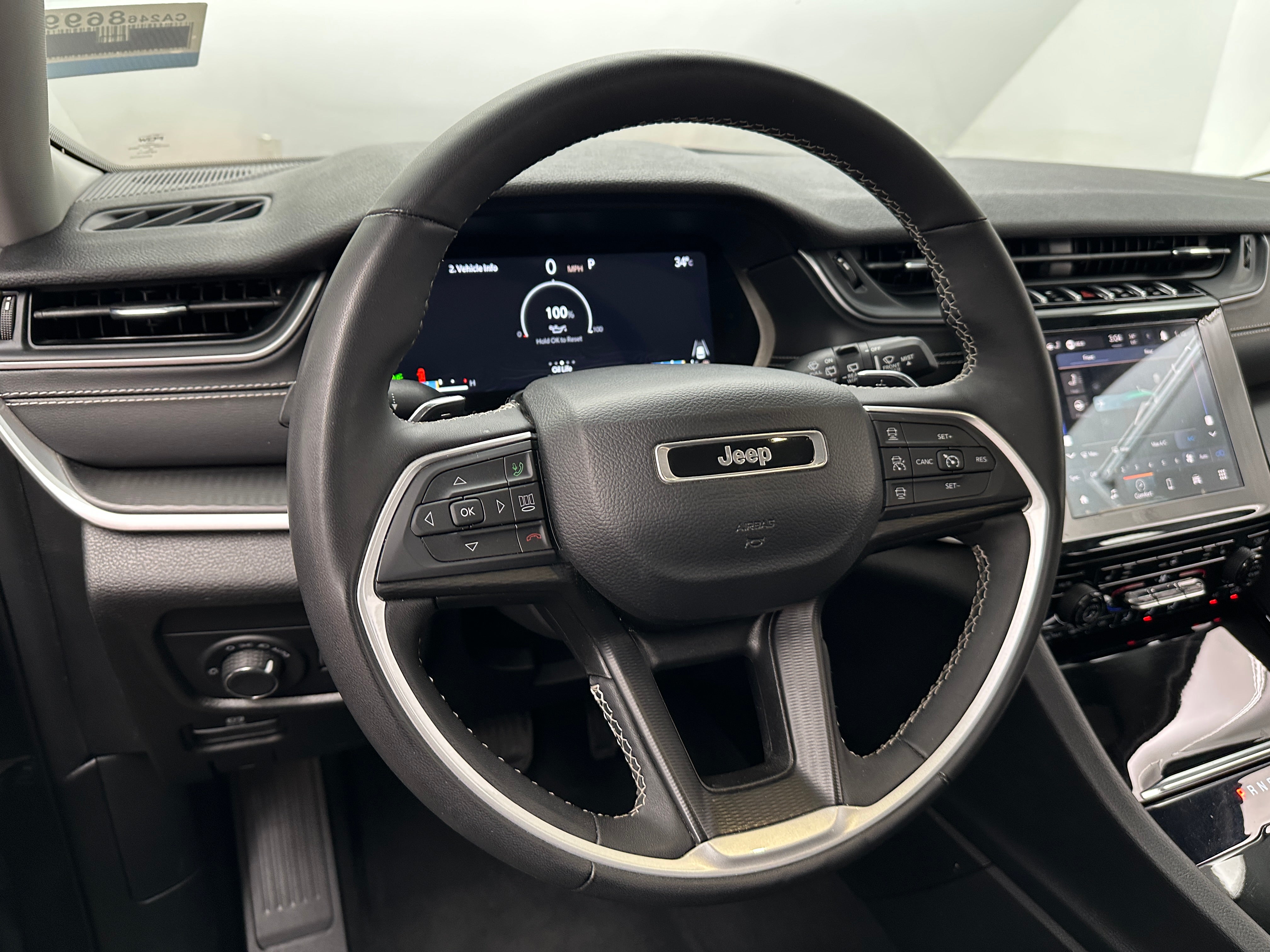 2023 Jeep Grand Cherokee L Laredo 5