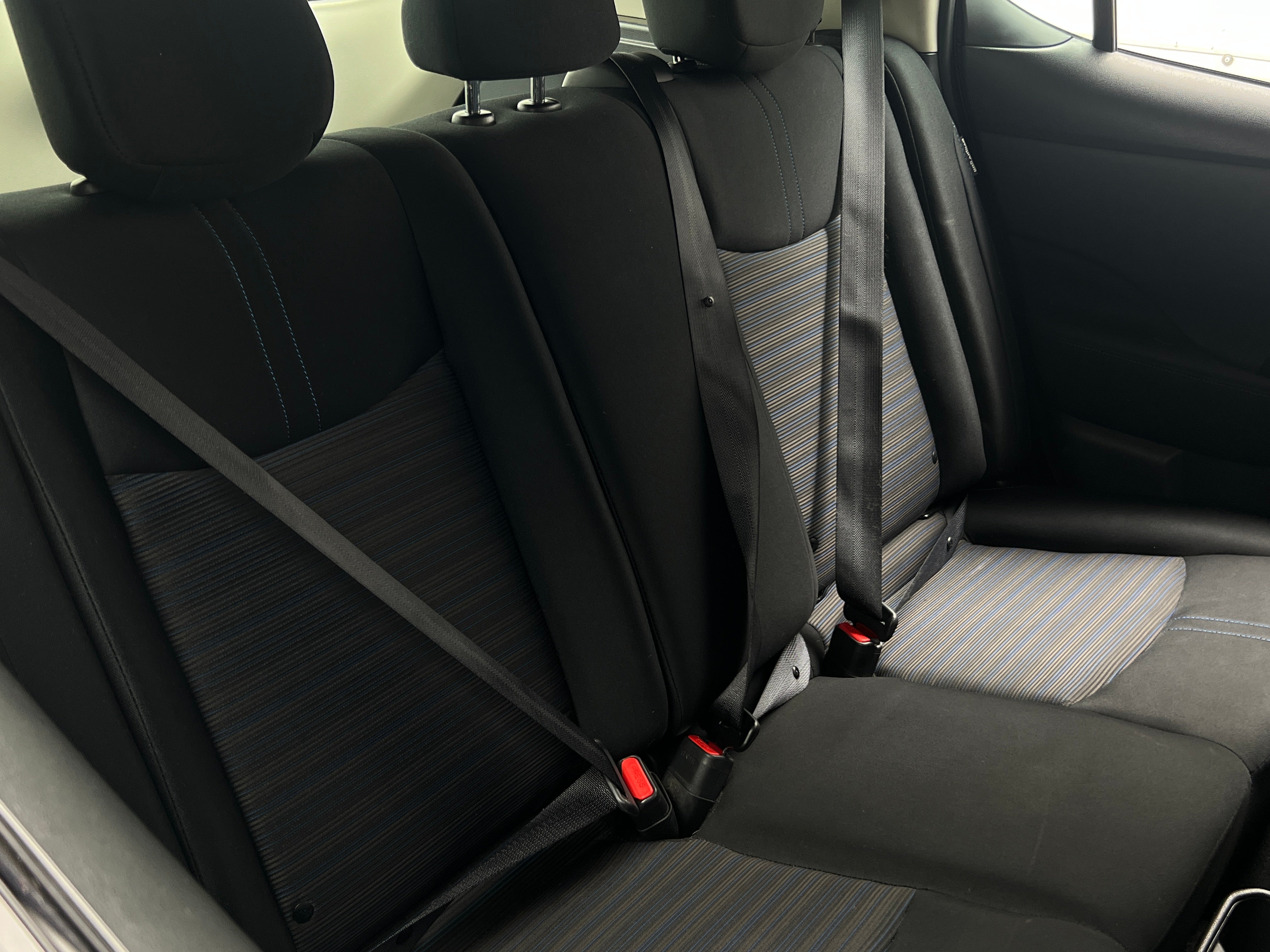2024 Nissan Leaf S 6