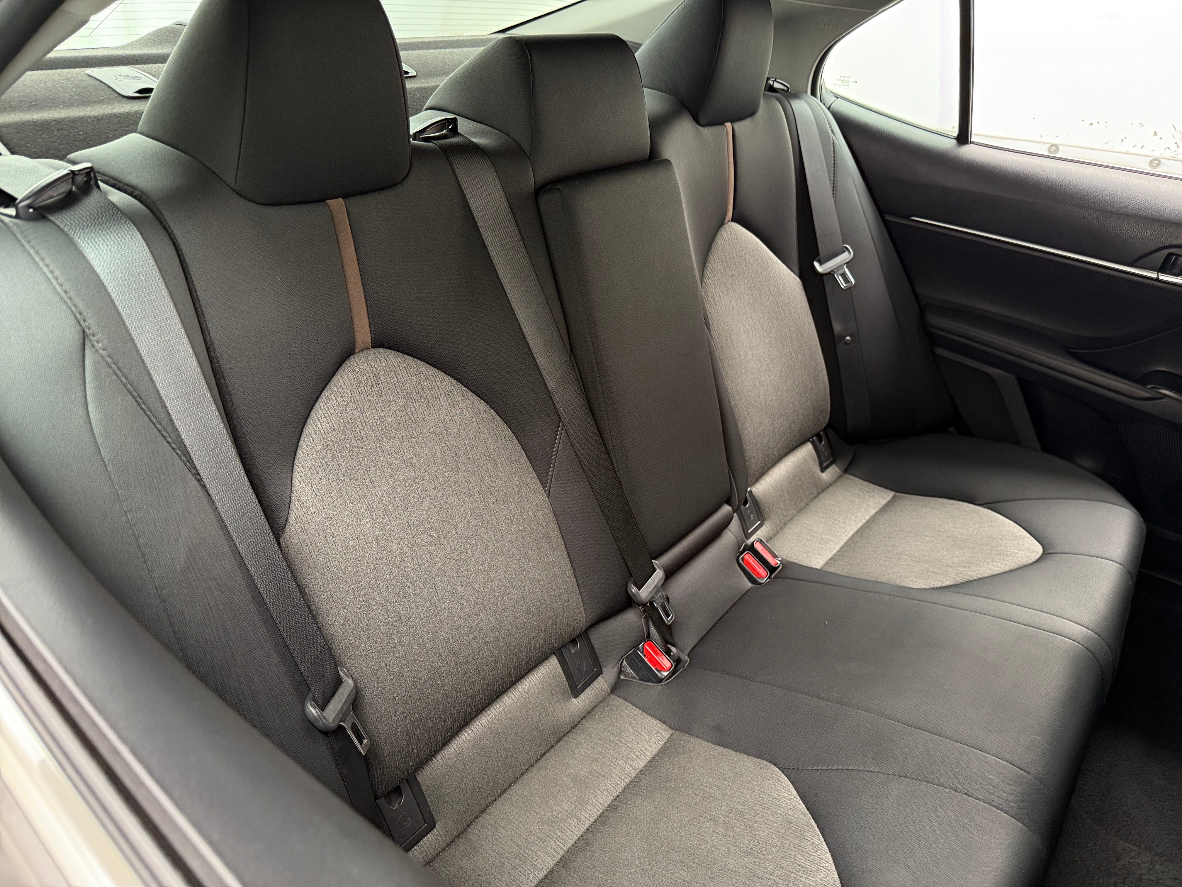 2020 Toyota Camry LE 6