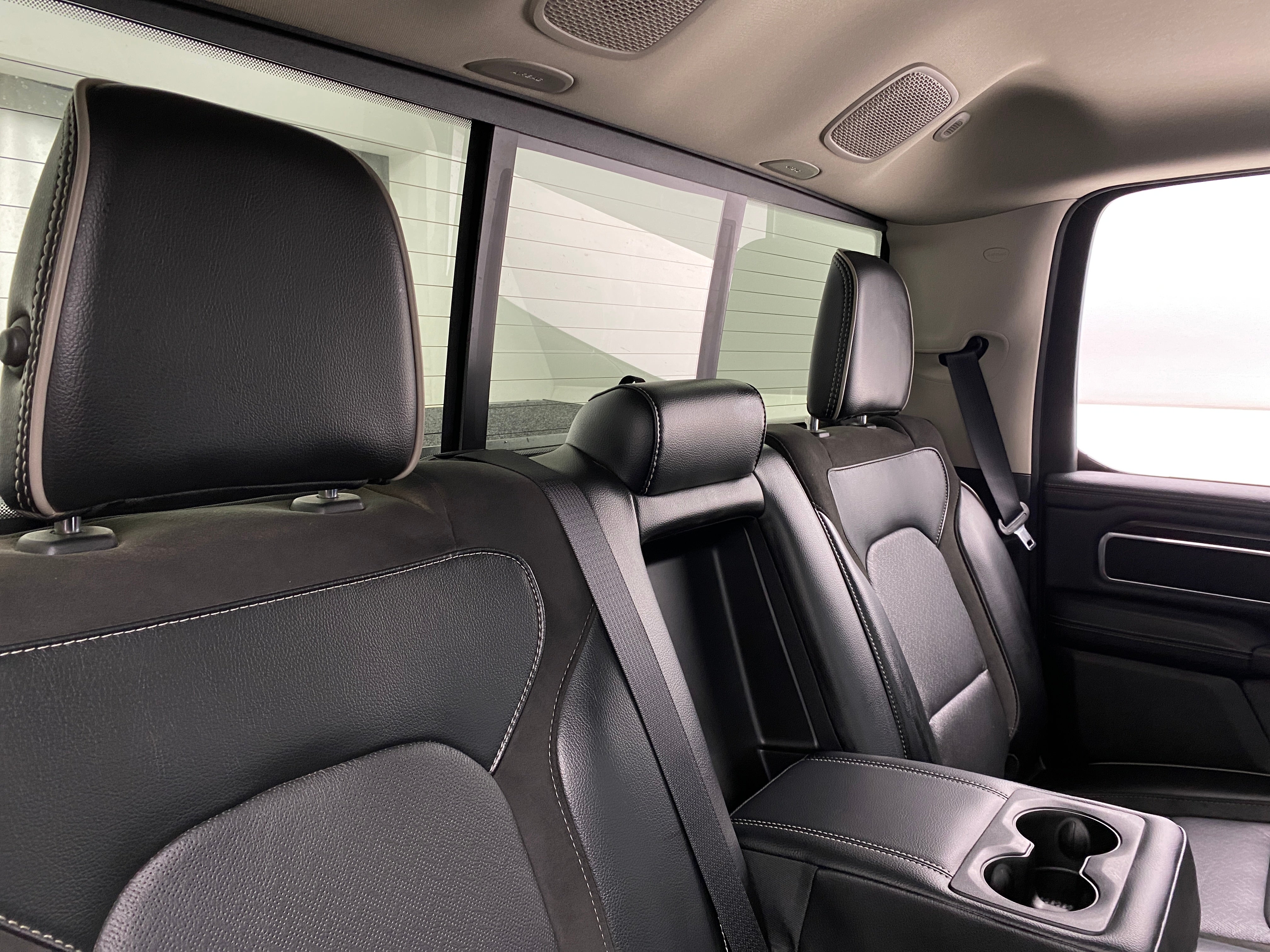 2022 RAM 1500 Laramie 5