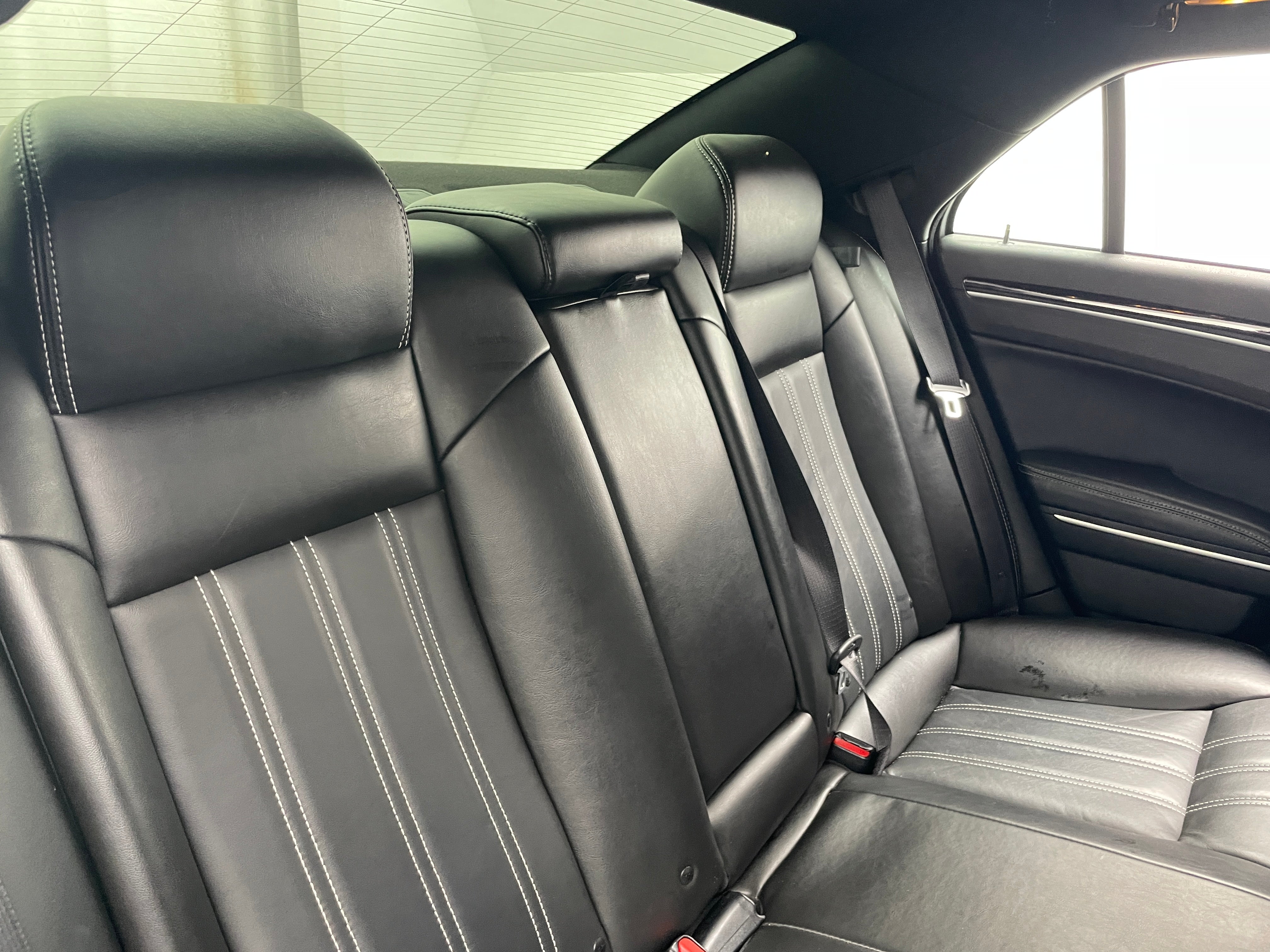 2021 Chrysler 300 S 5