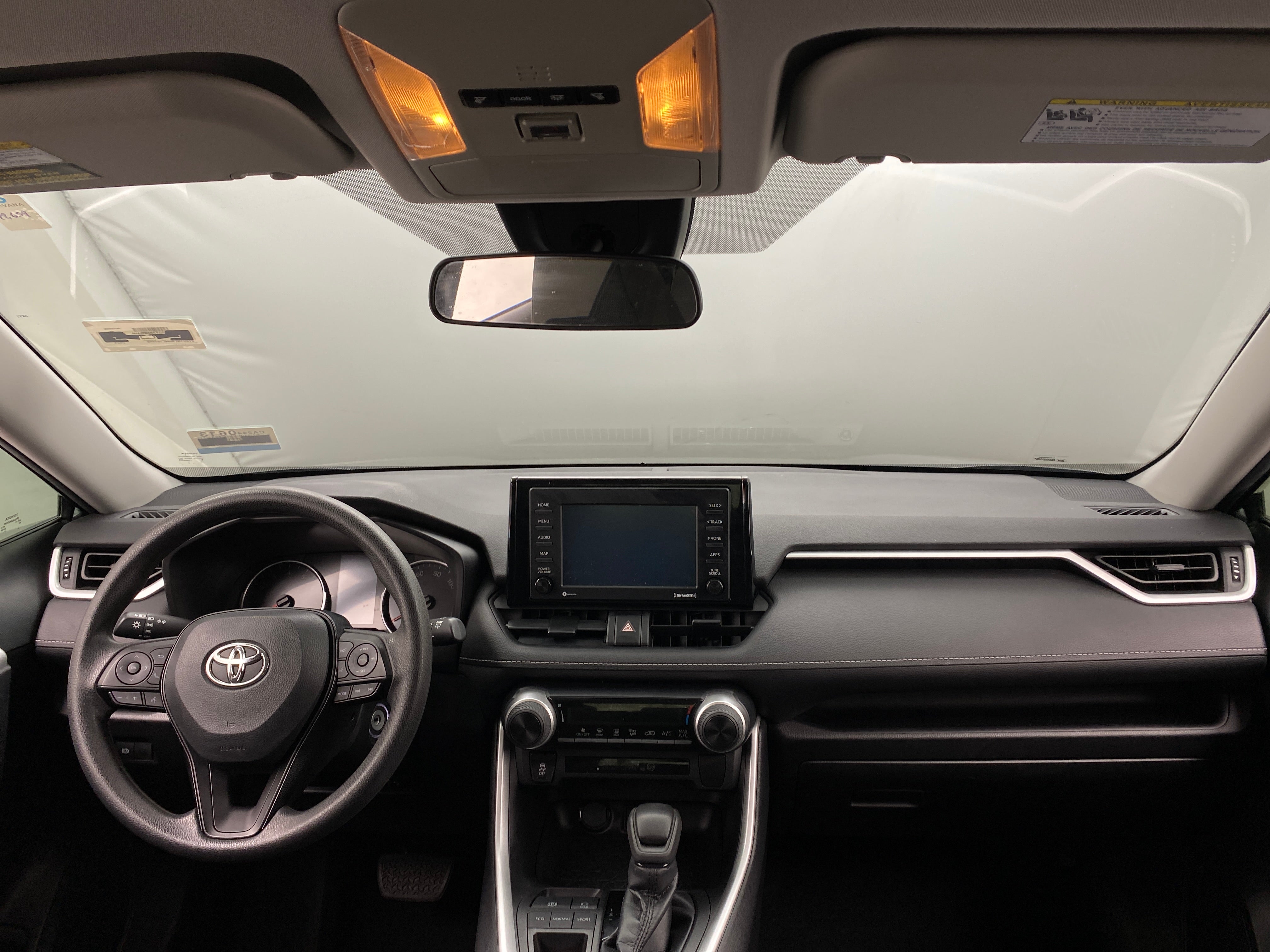 2021 Toyota RAV4 LE 3