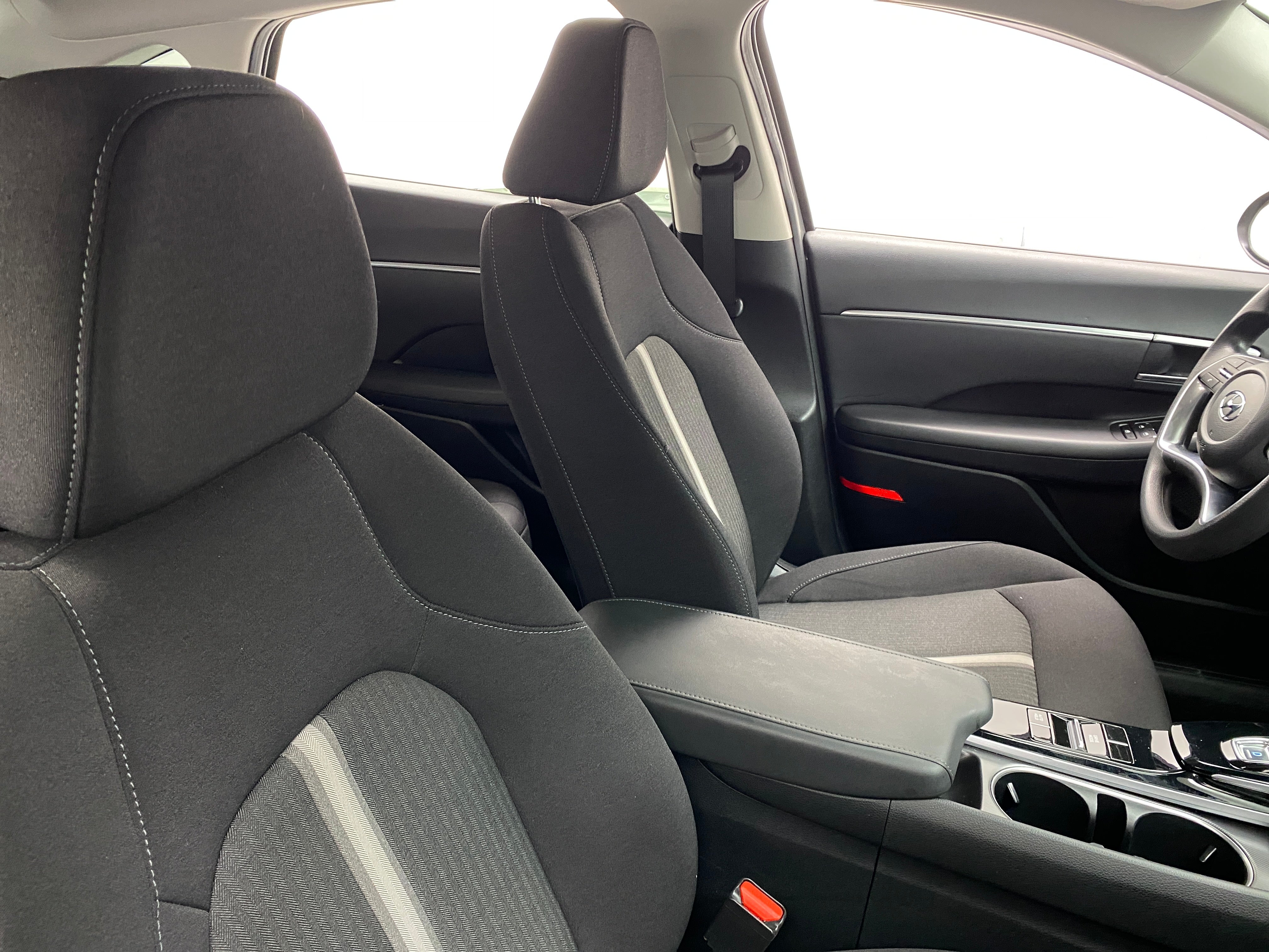 2022 Hyundai Sonata SEL 2