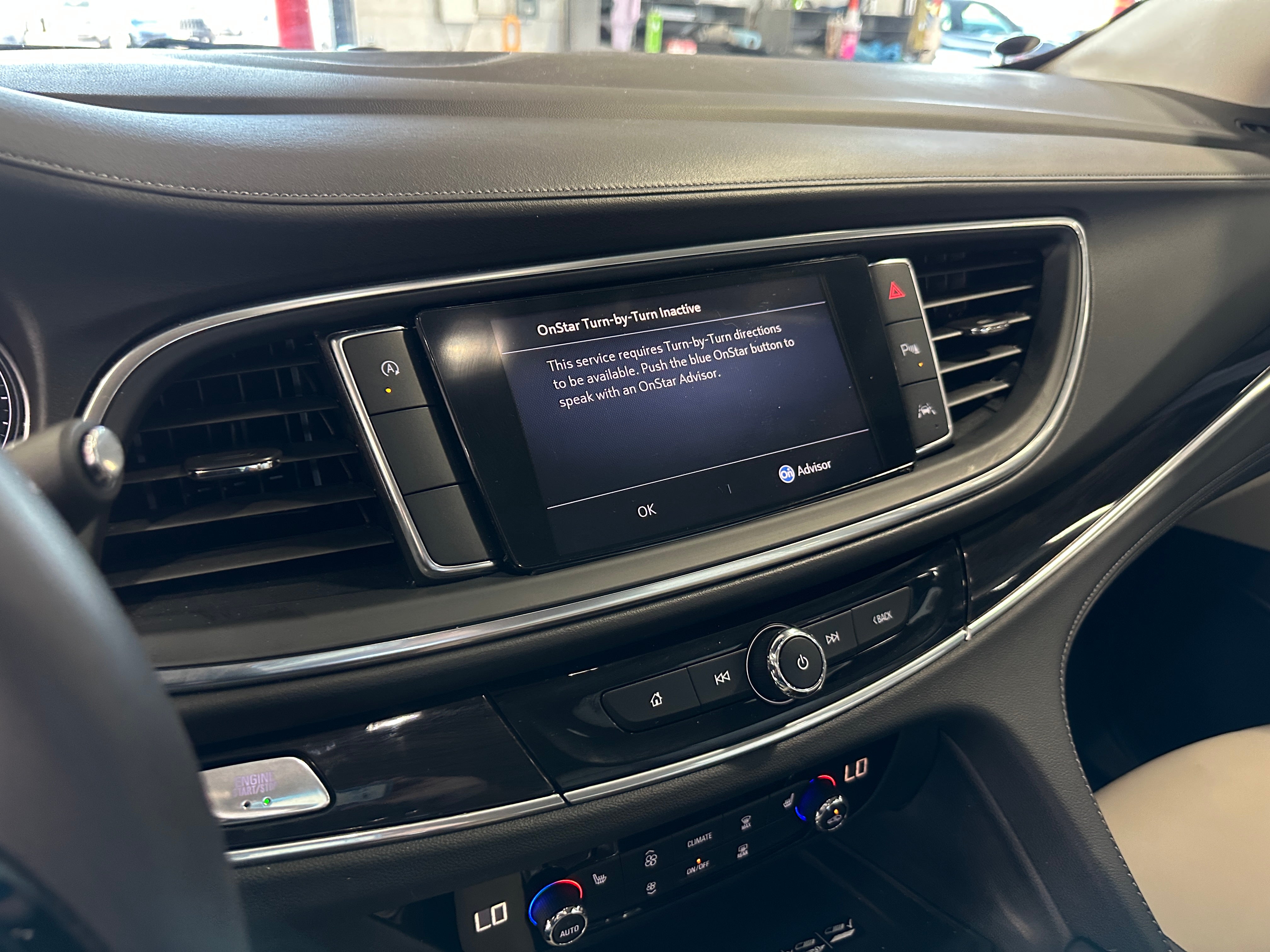 2024 Buick Enclave Essence 3