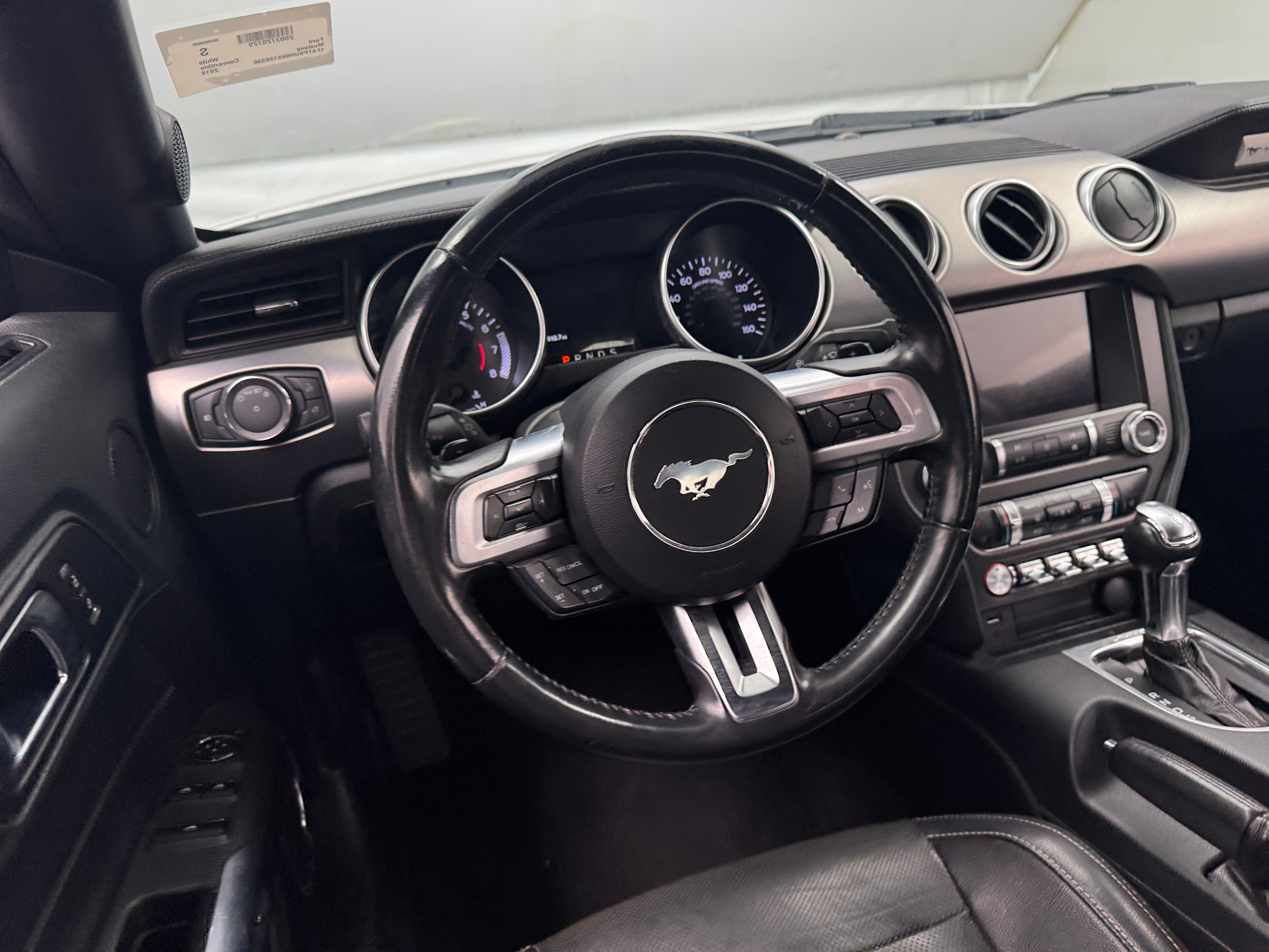2019 Ford Mustang  4