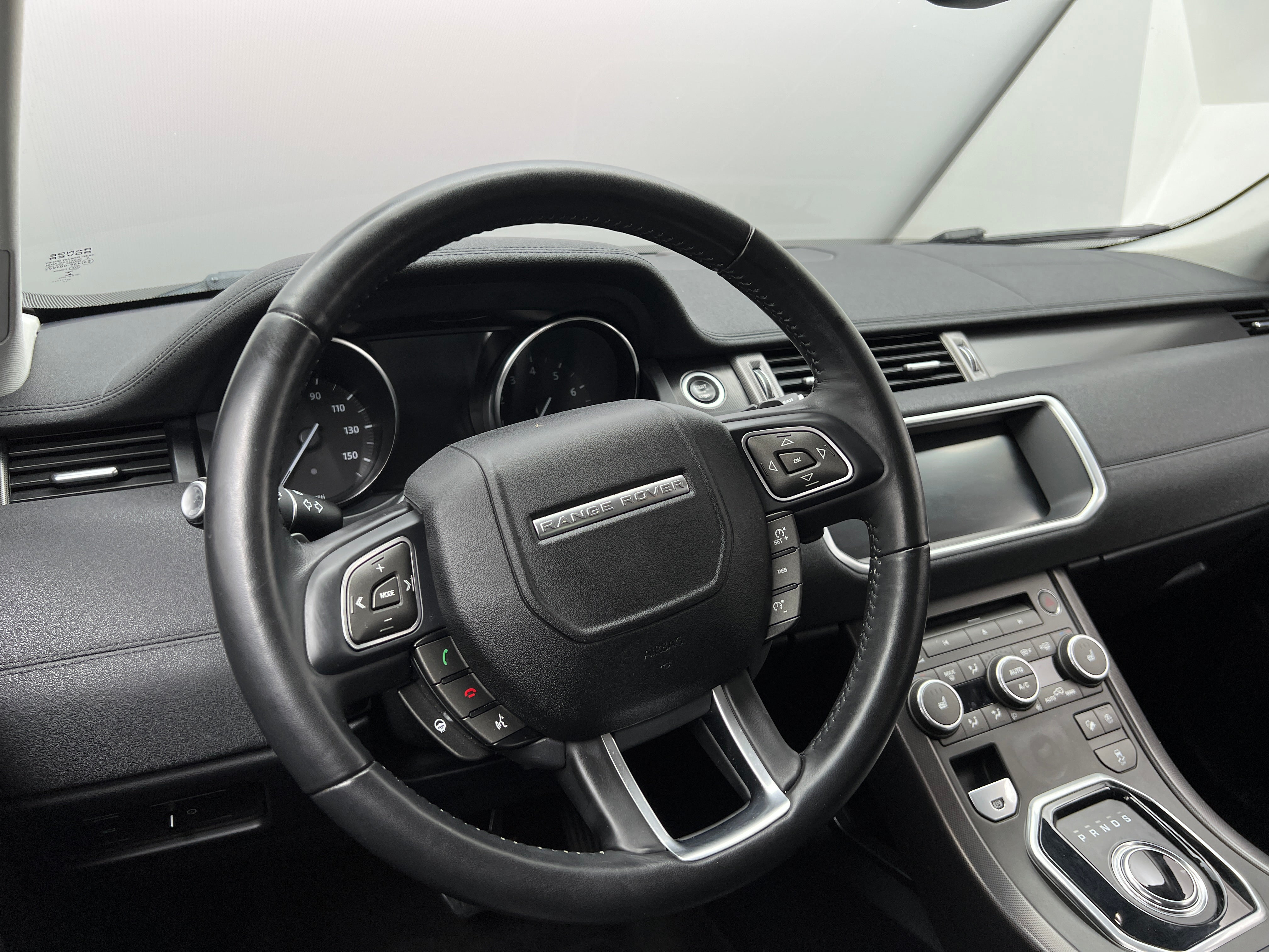 2019 Land Rover Range Rover Evoque SE 4