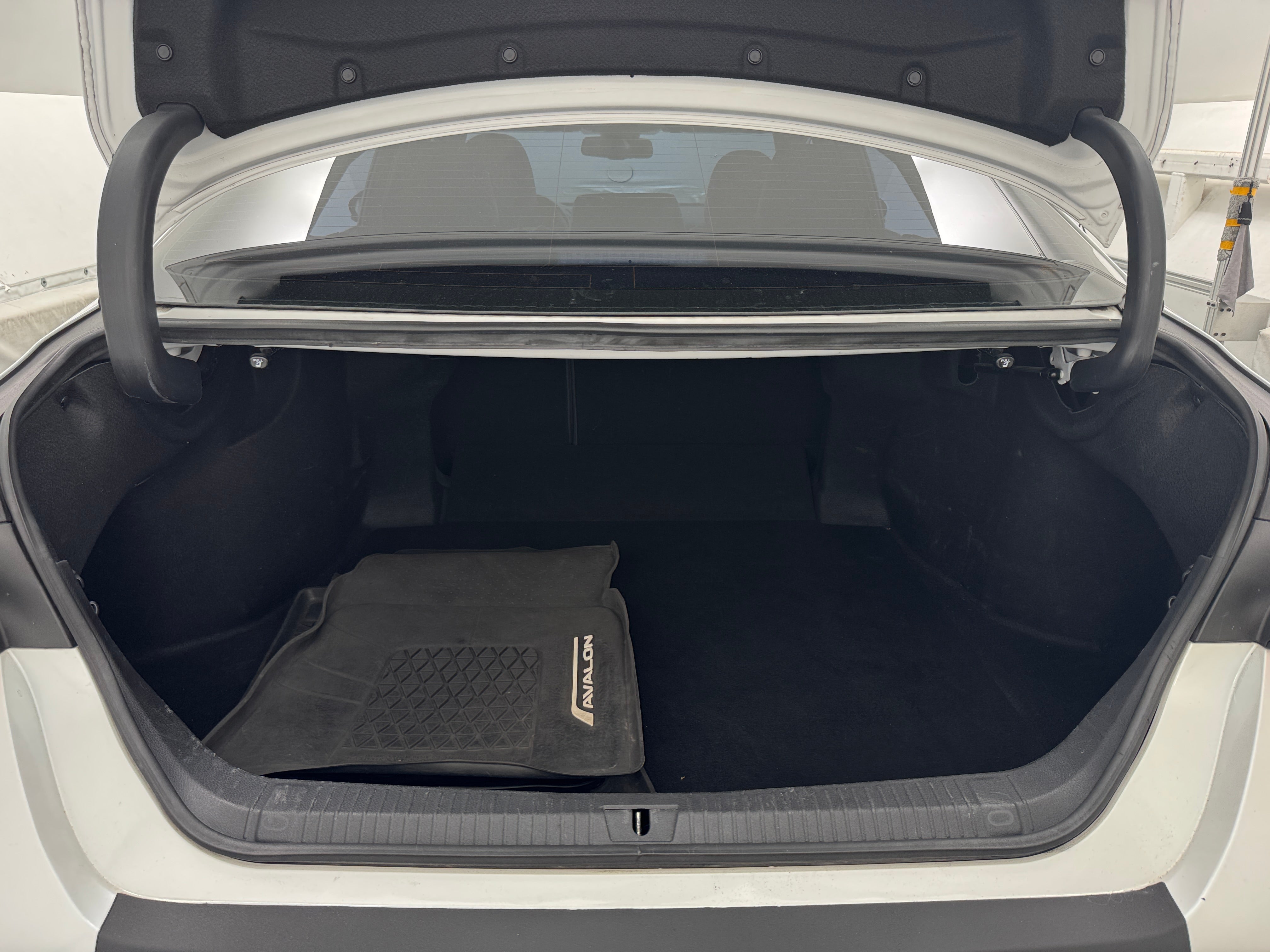 2019 Toyota Avalon XLE 6