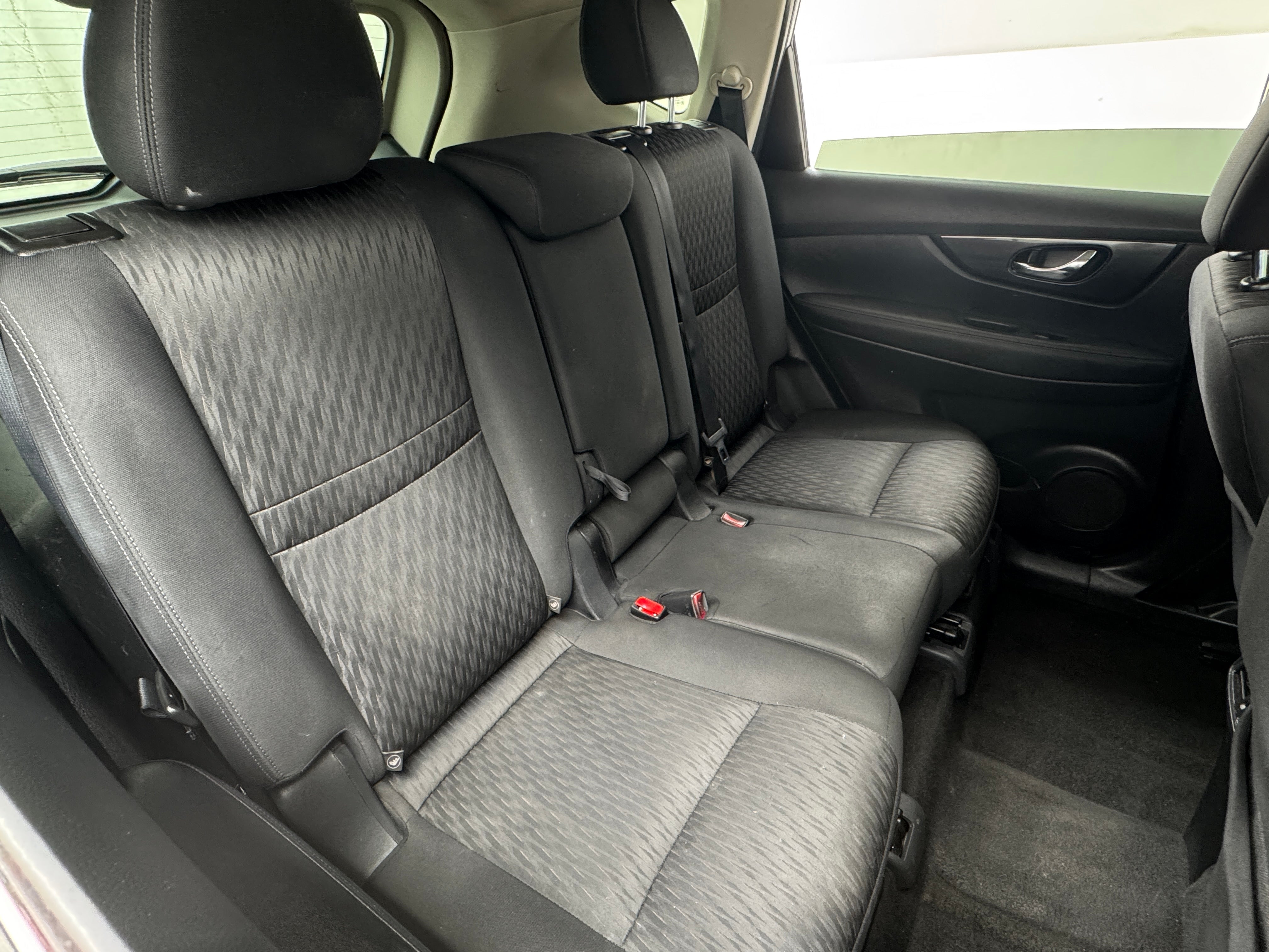 2018 Nissan Rogue SV 6