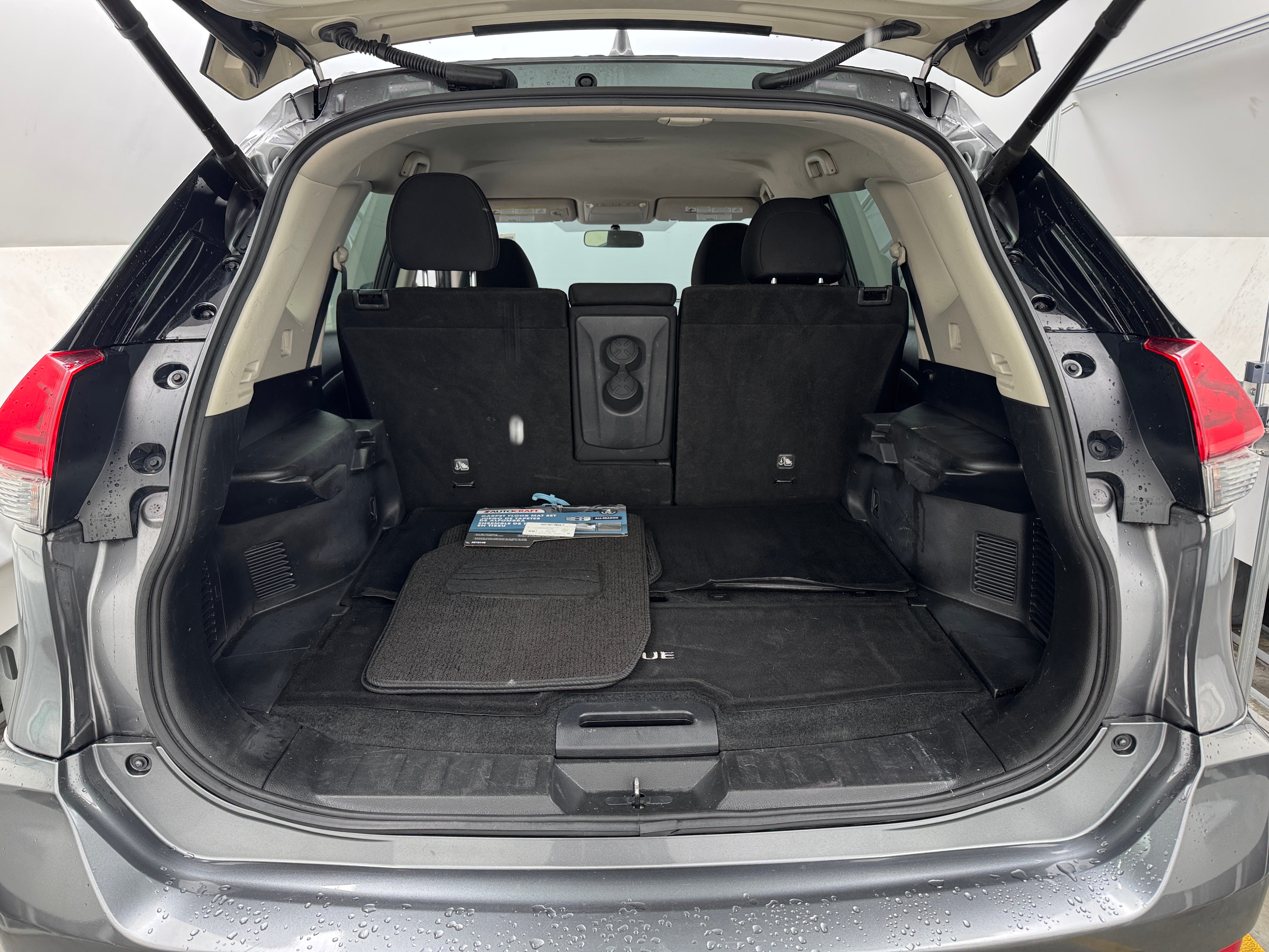2018 Nissan Rogue SV 7