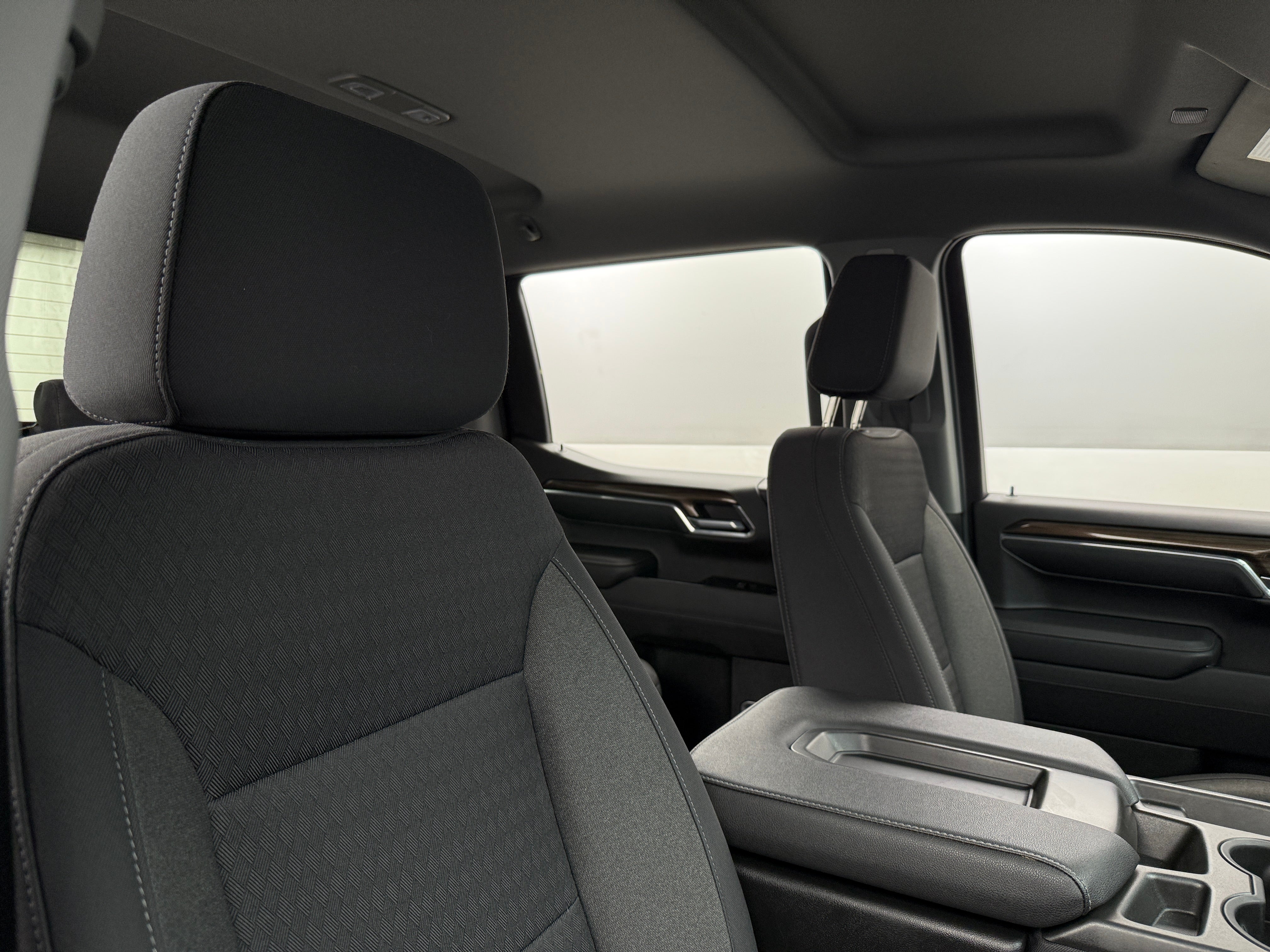 2022 Chevrolet Silverado 1500 LT 2