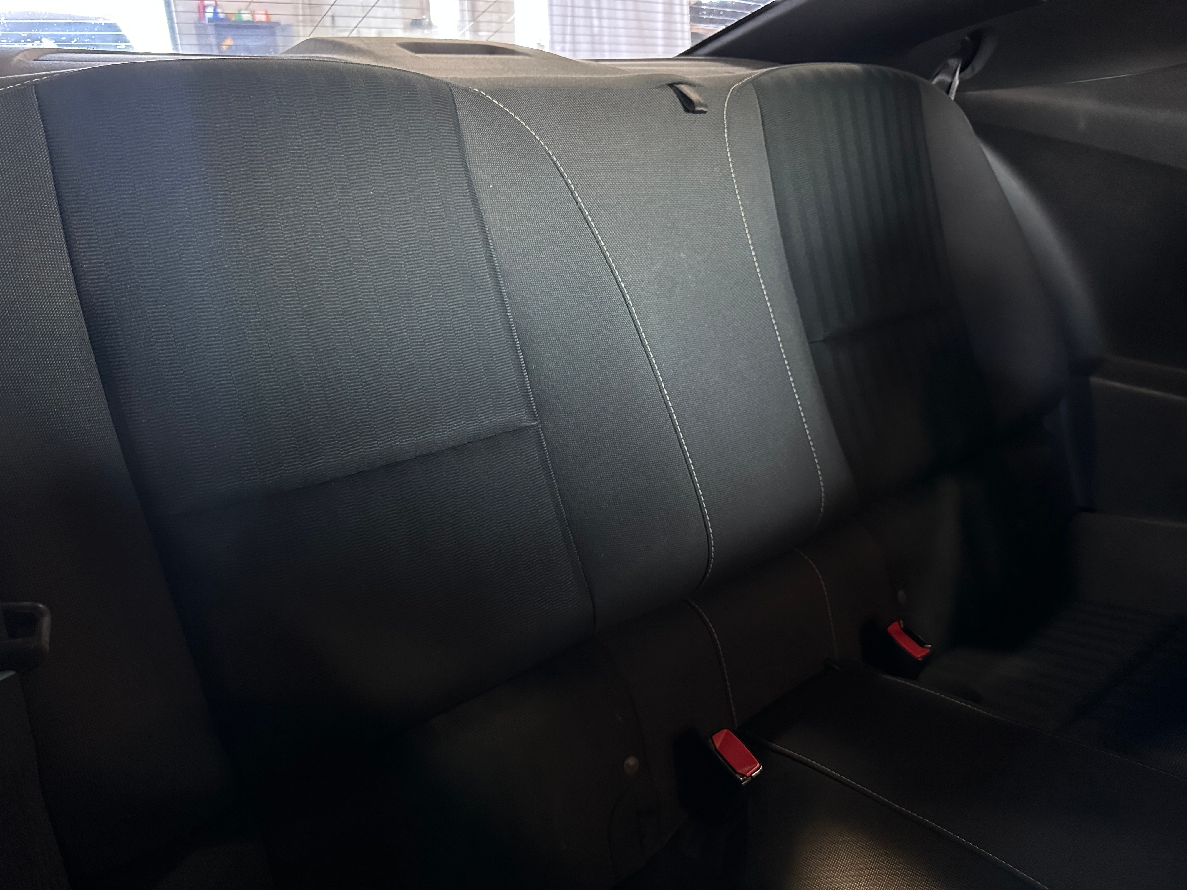 2011 Chevrolet Camaro LS 6