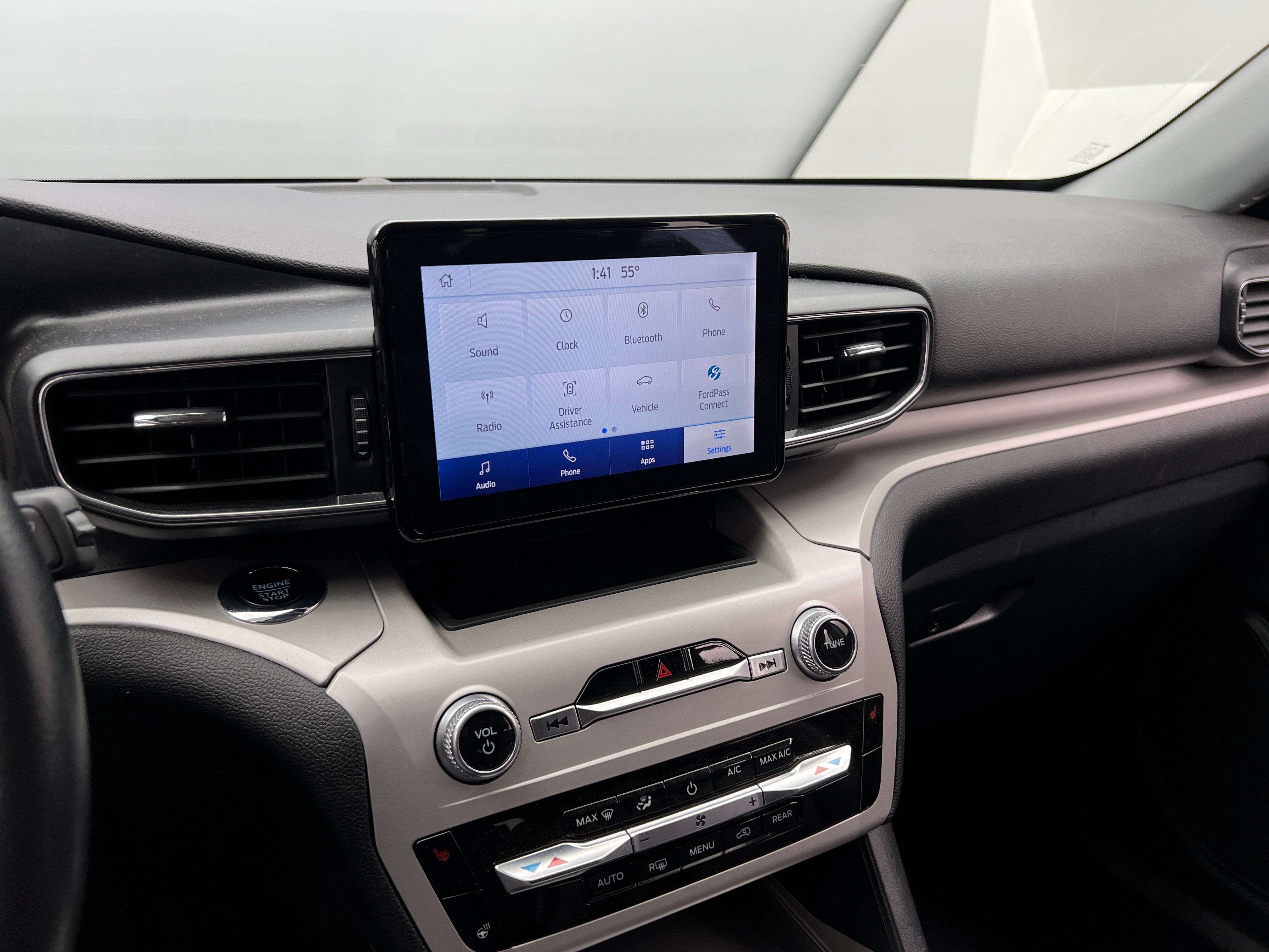 2023 Ford Explorer XLT 4