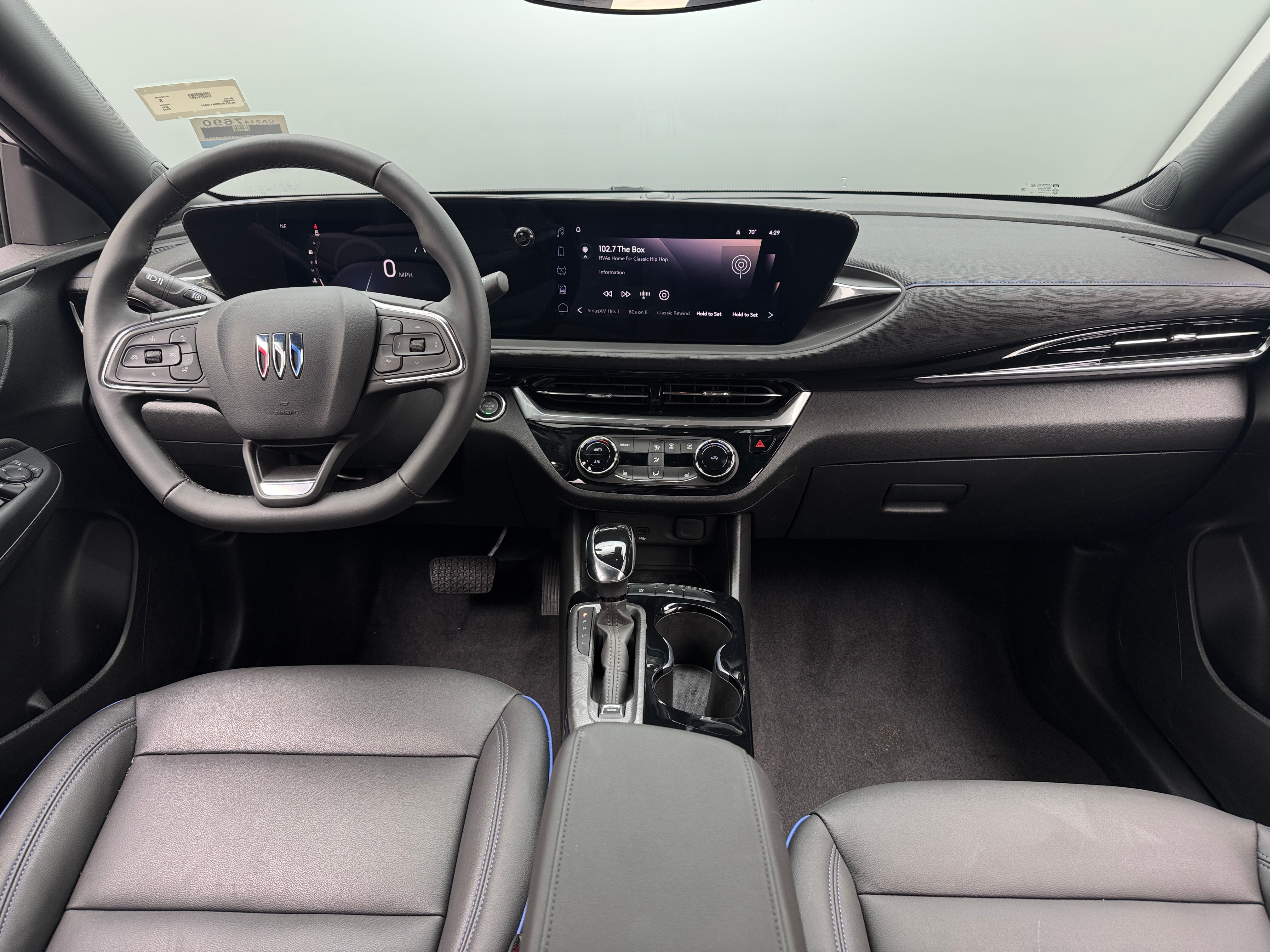 2024 Buick Envista Sport Touring 2