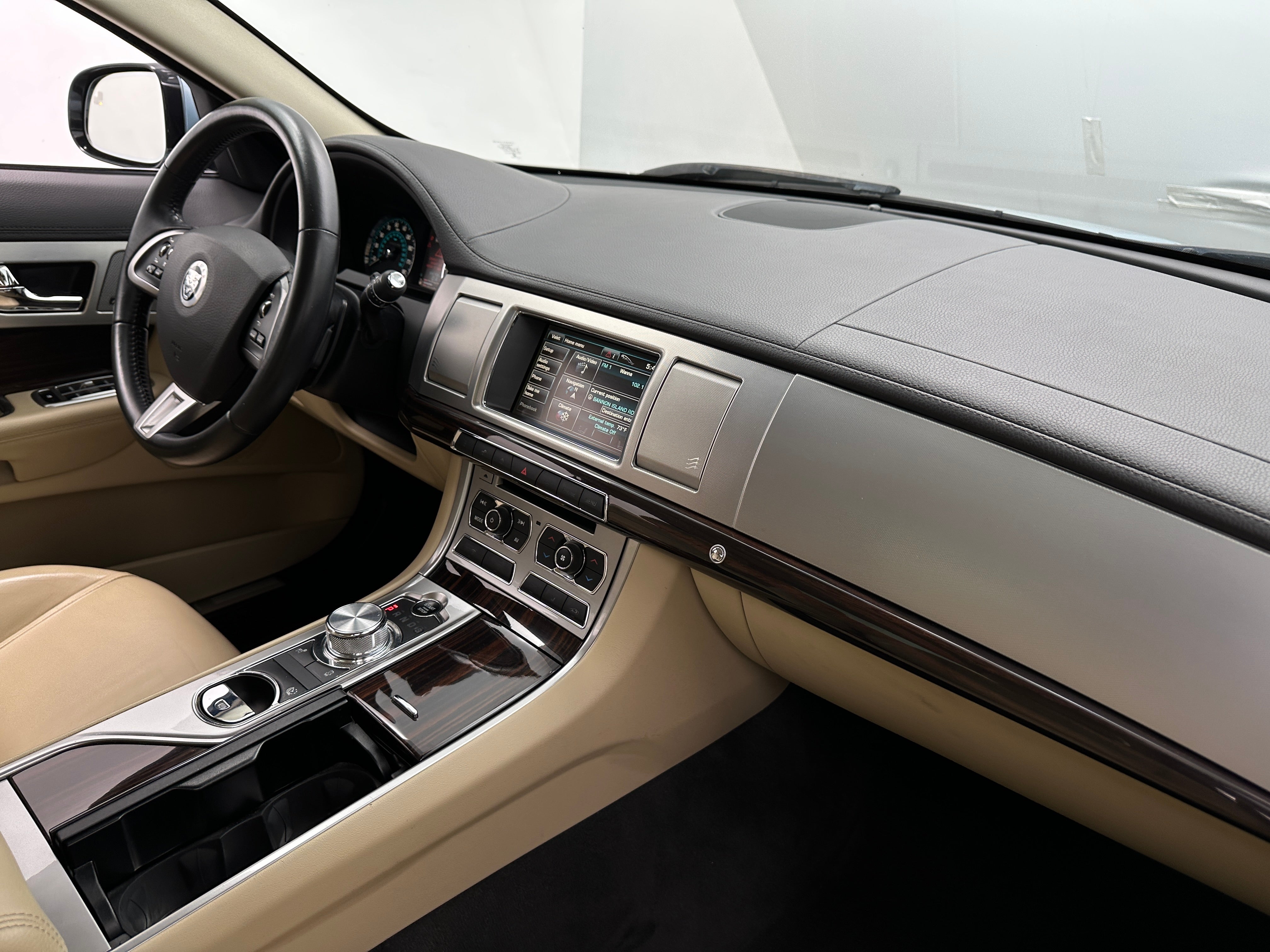 2013 Jaguar XF  2