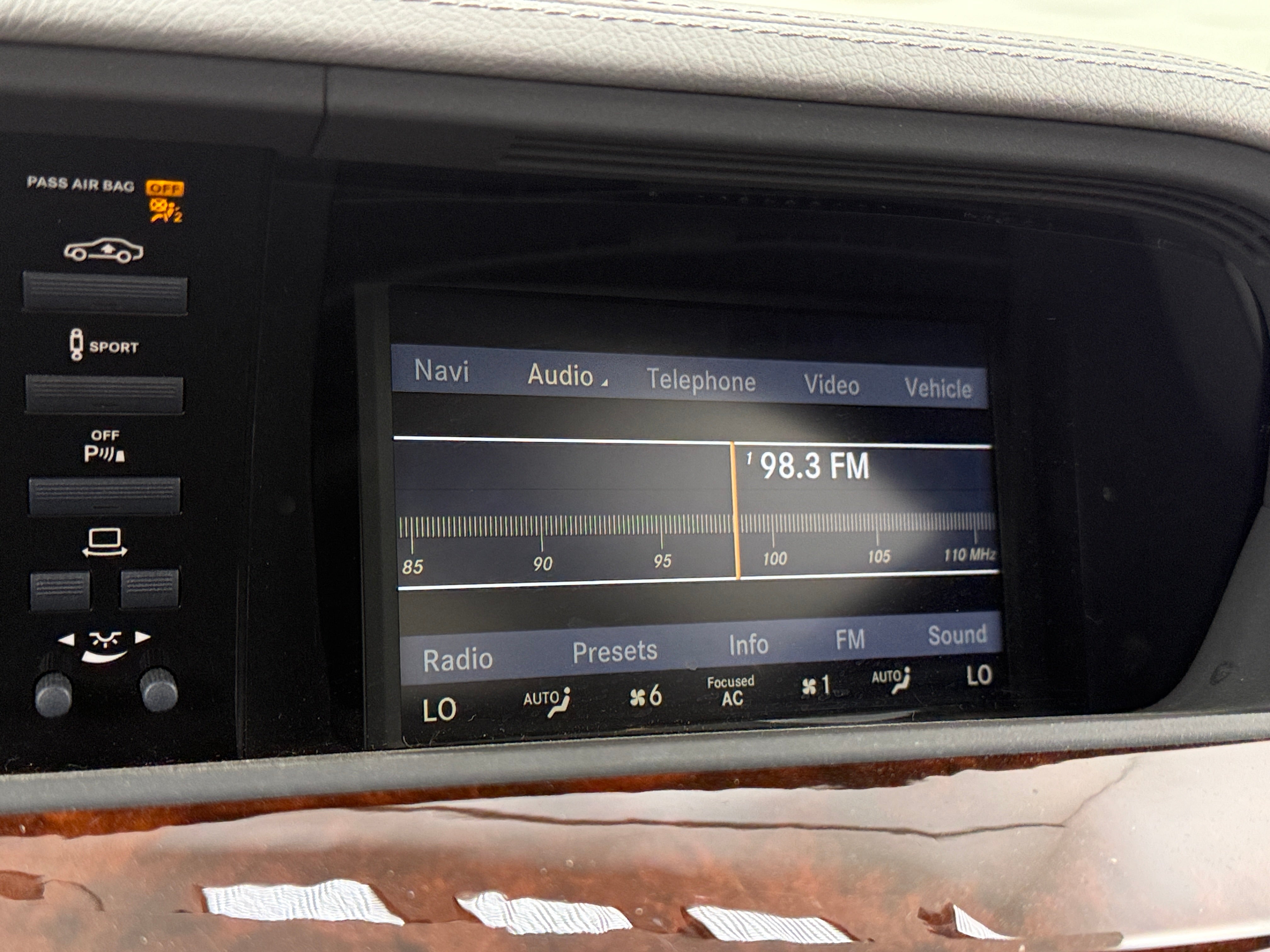 2010 Mercedes-Benz S-Class S 550 3
