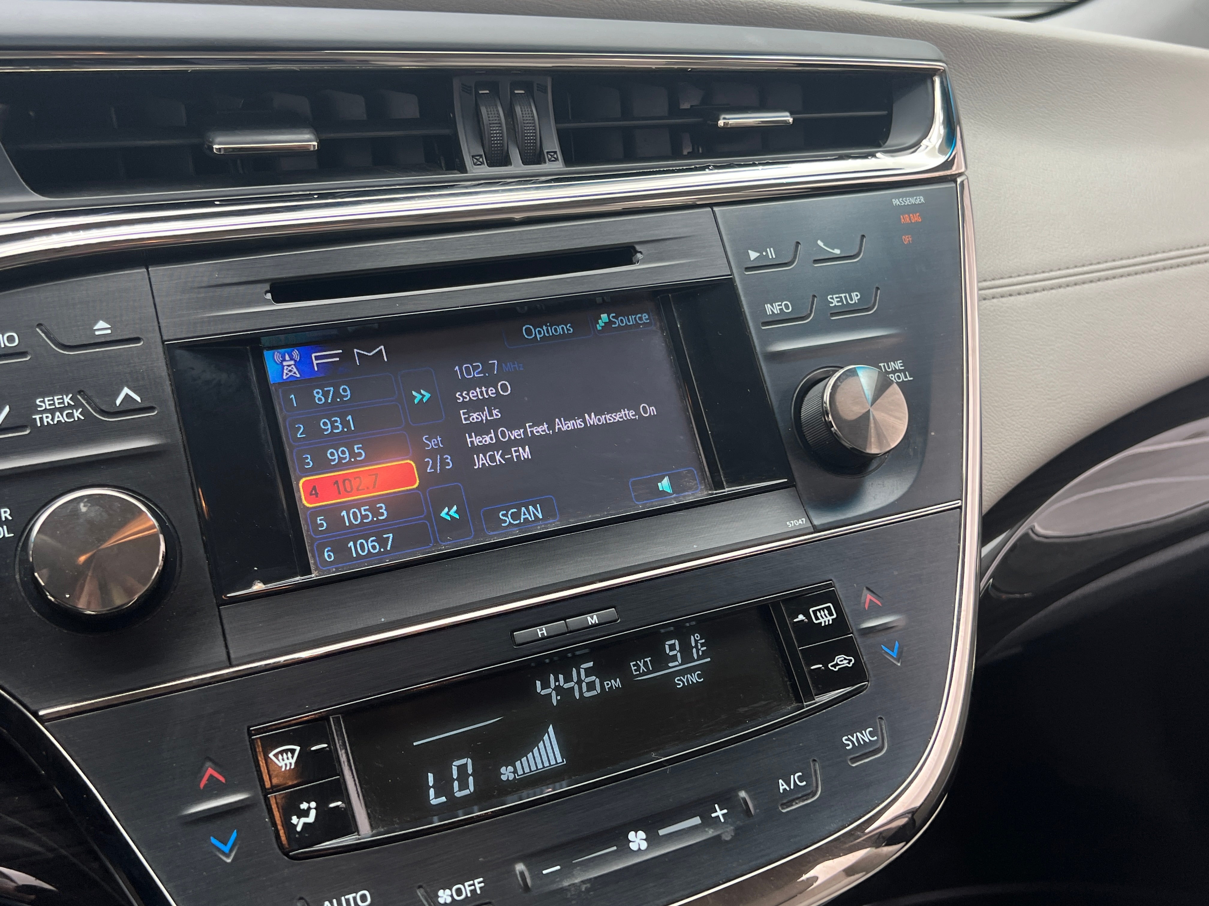 2014 Toyota Avalon XLE 4