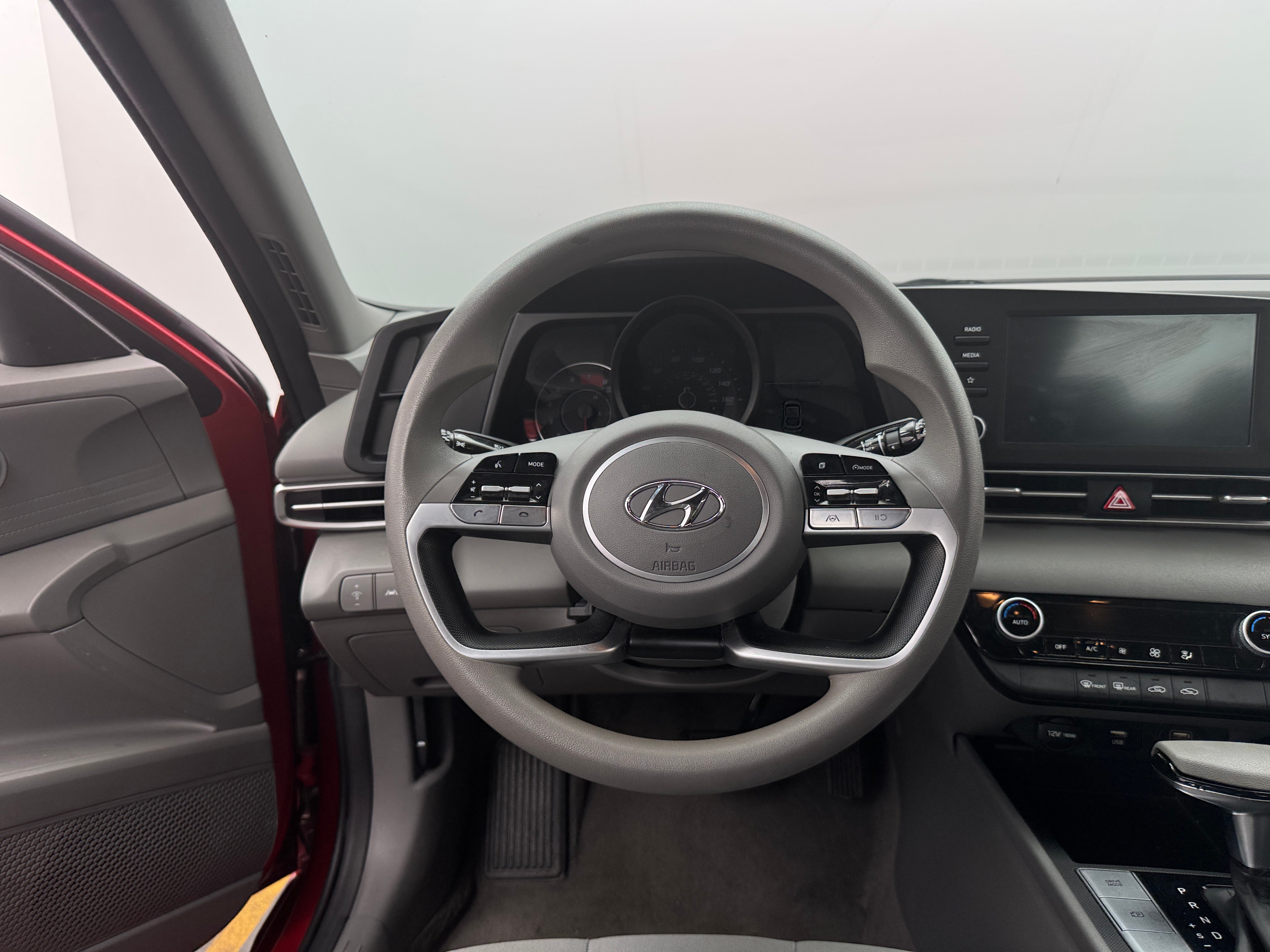 2023 Hyundai Elantra SEL 5