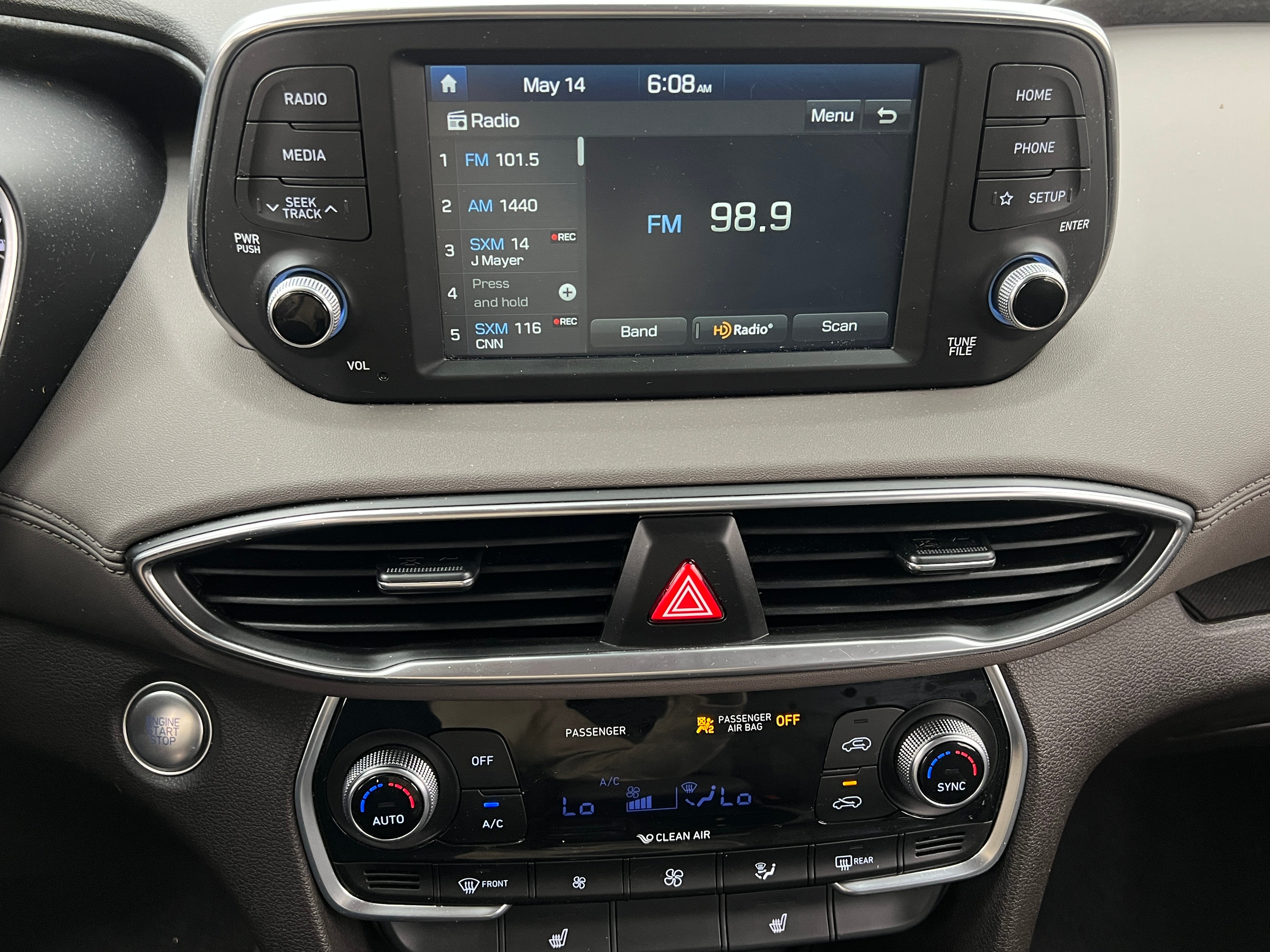 2019 Hyundai Santa Fe SEL 4