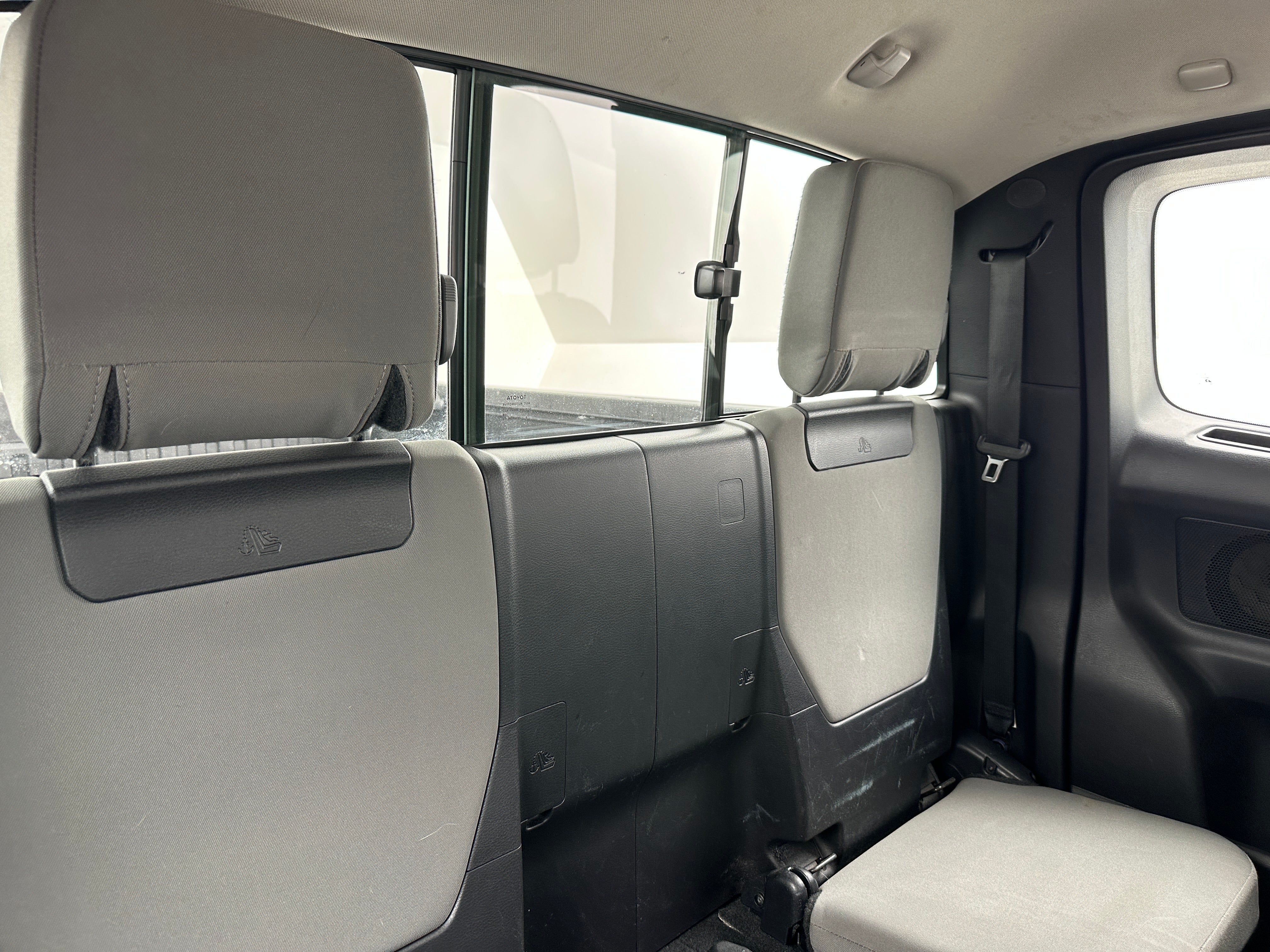 2016 Toyota Tacoma SR 6