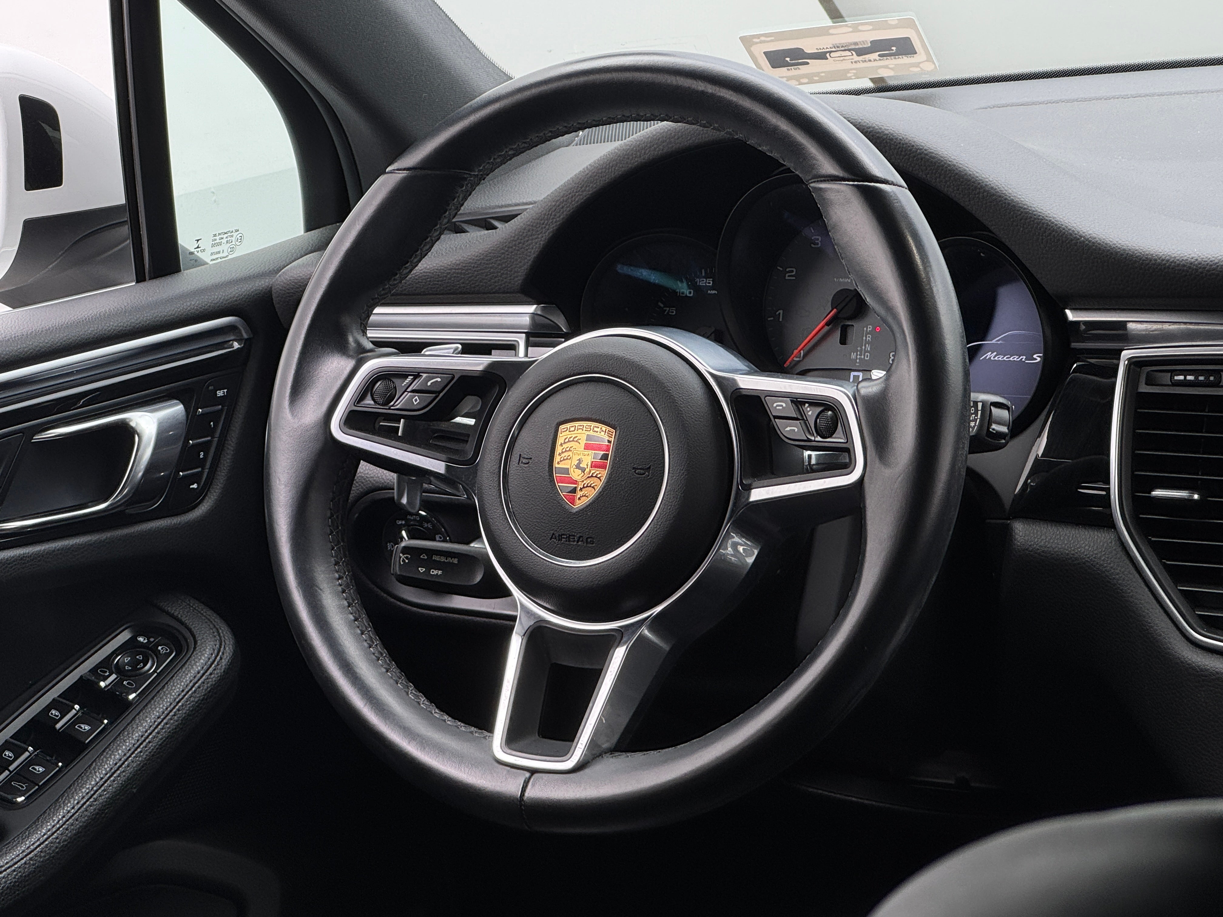2018 Porsche Macan S 4