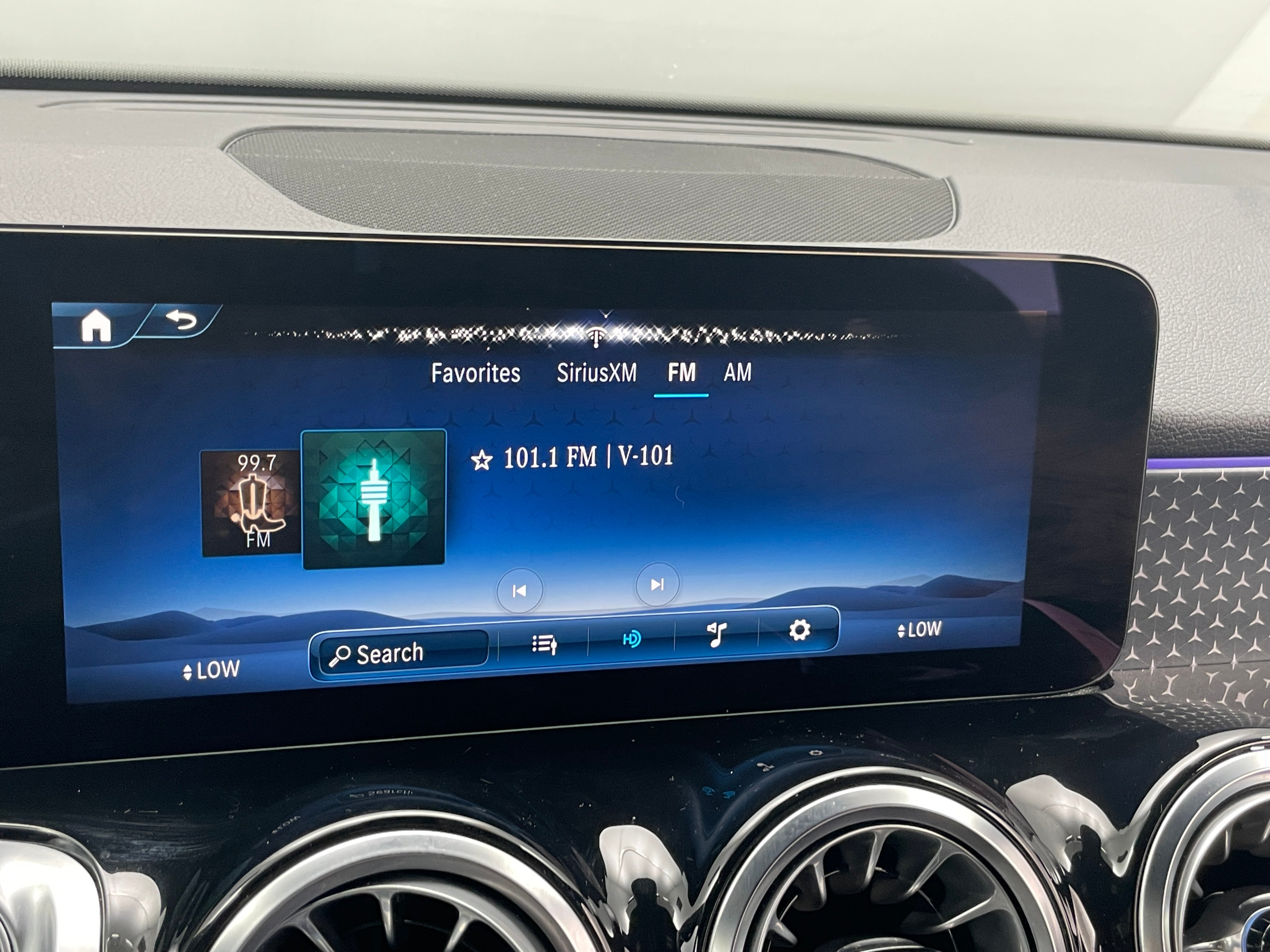 2024 Mercedes-Benz GLB 250 3