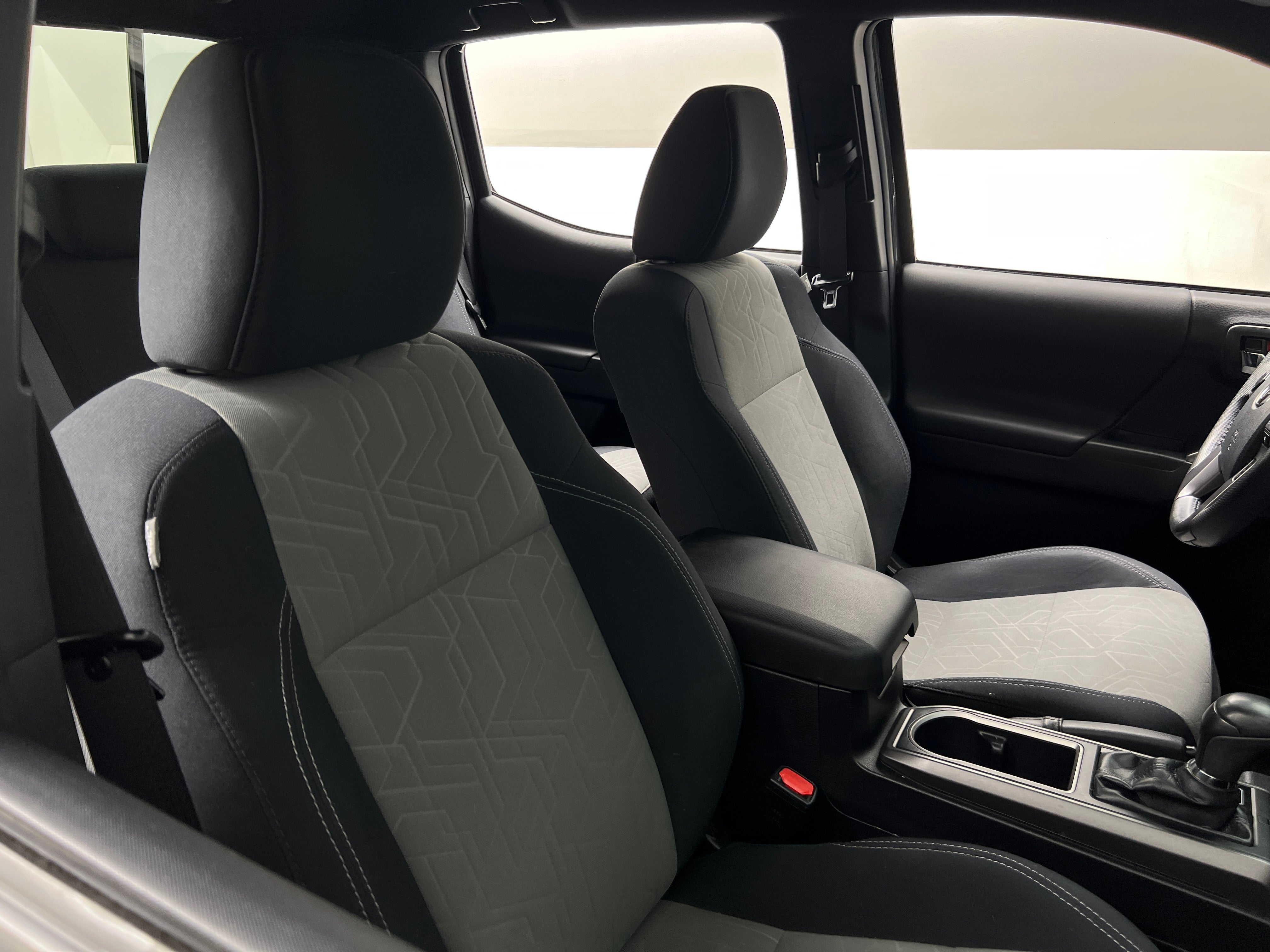 2020 Toyota Tacoma TRD Off-Road 2