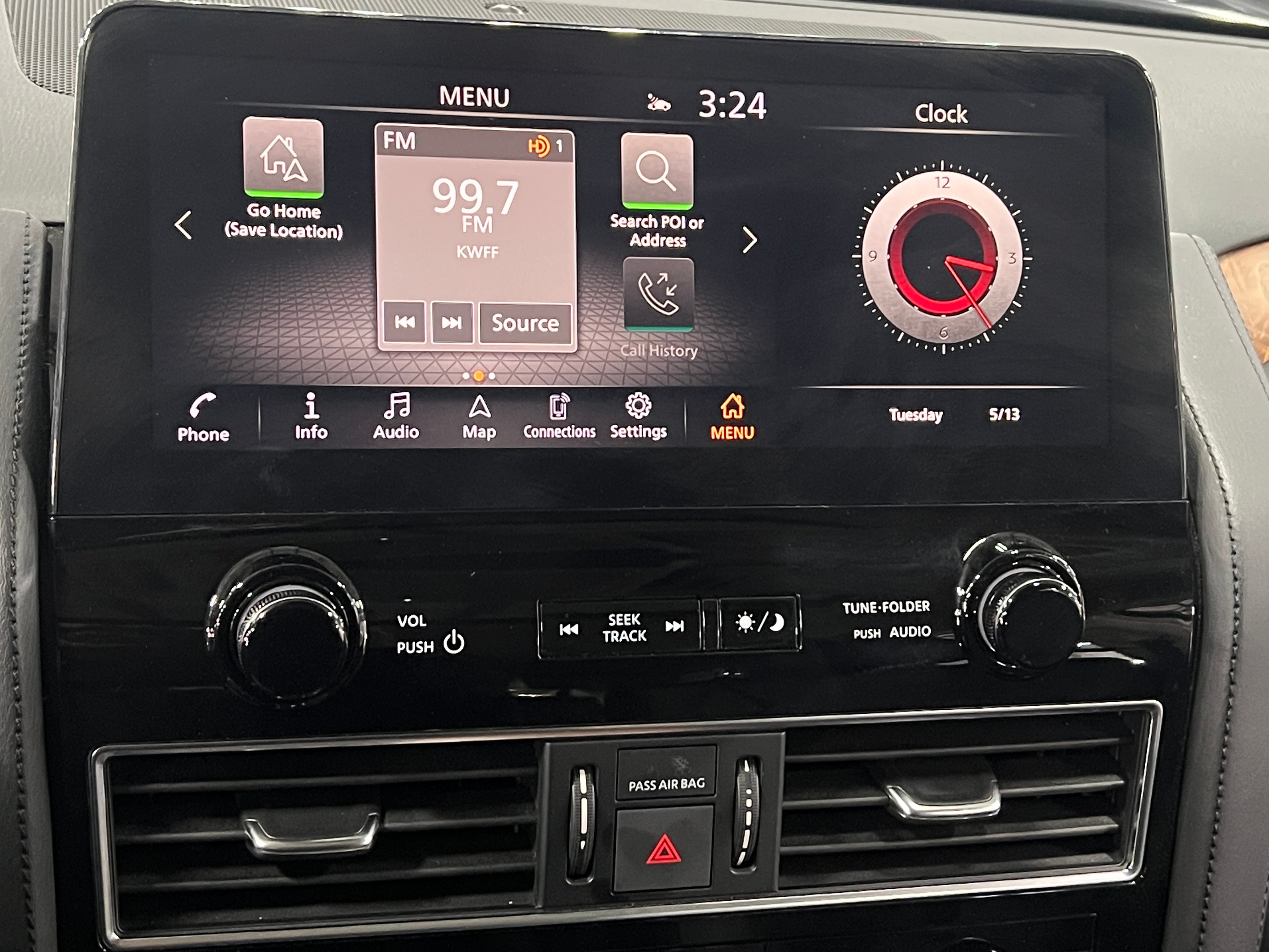 2022 Nissan Armada SL 3