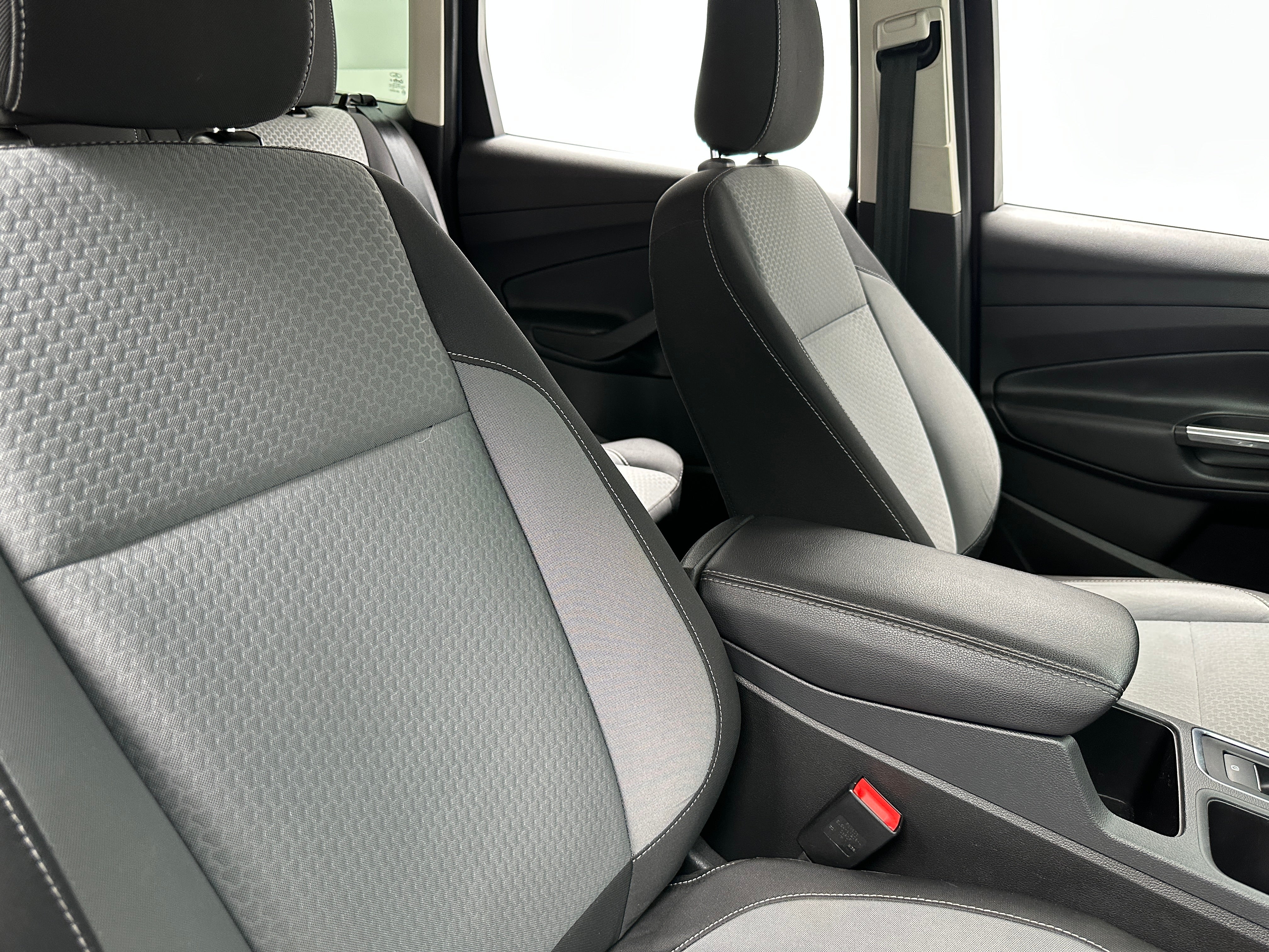 2018 Ford Escape SE 2