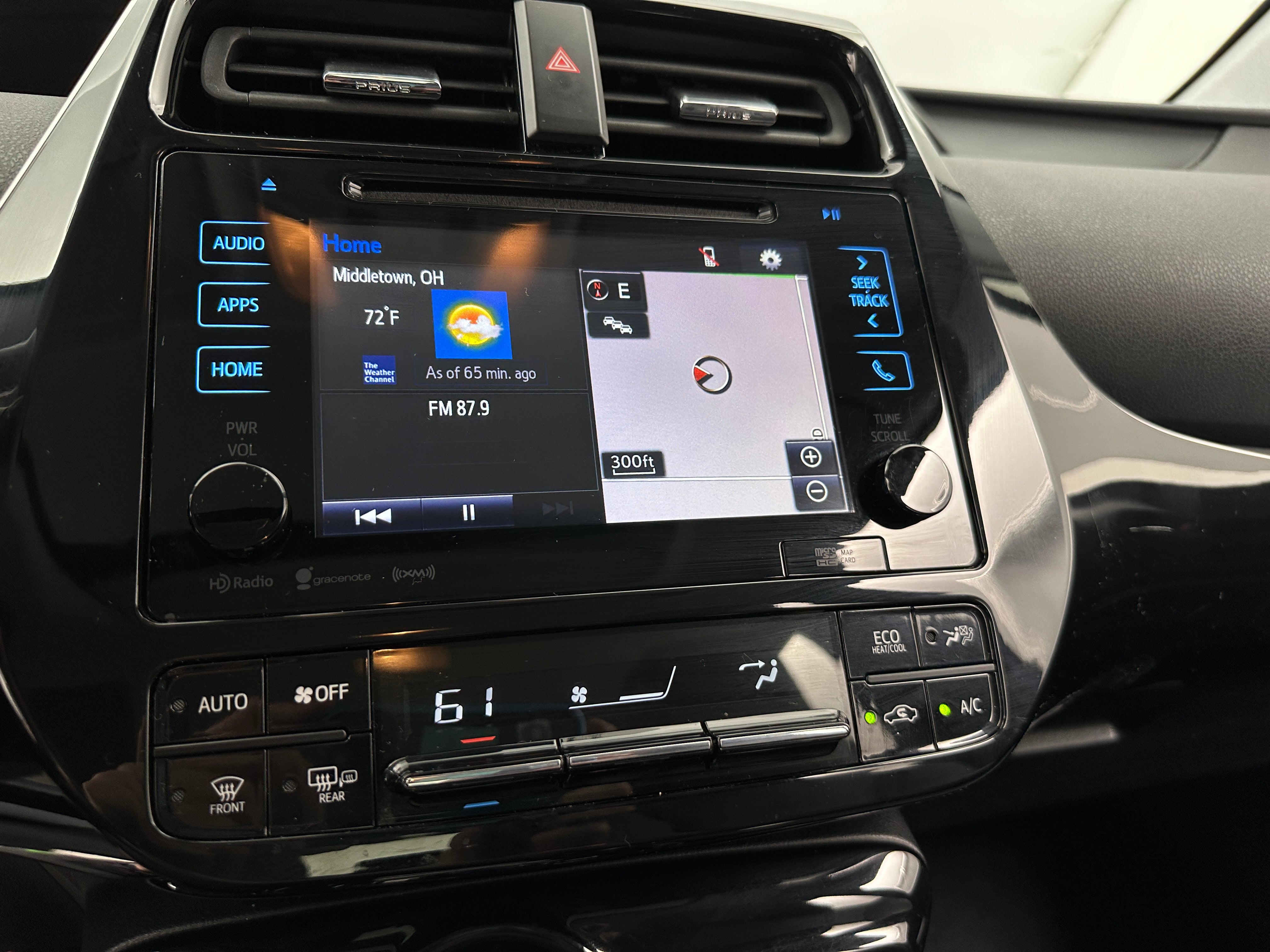 2017 Toyota Prius Four 4