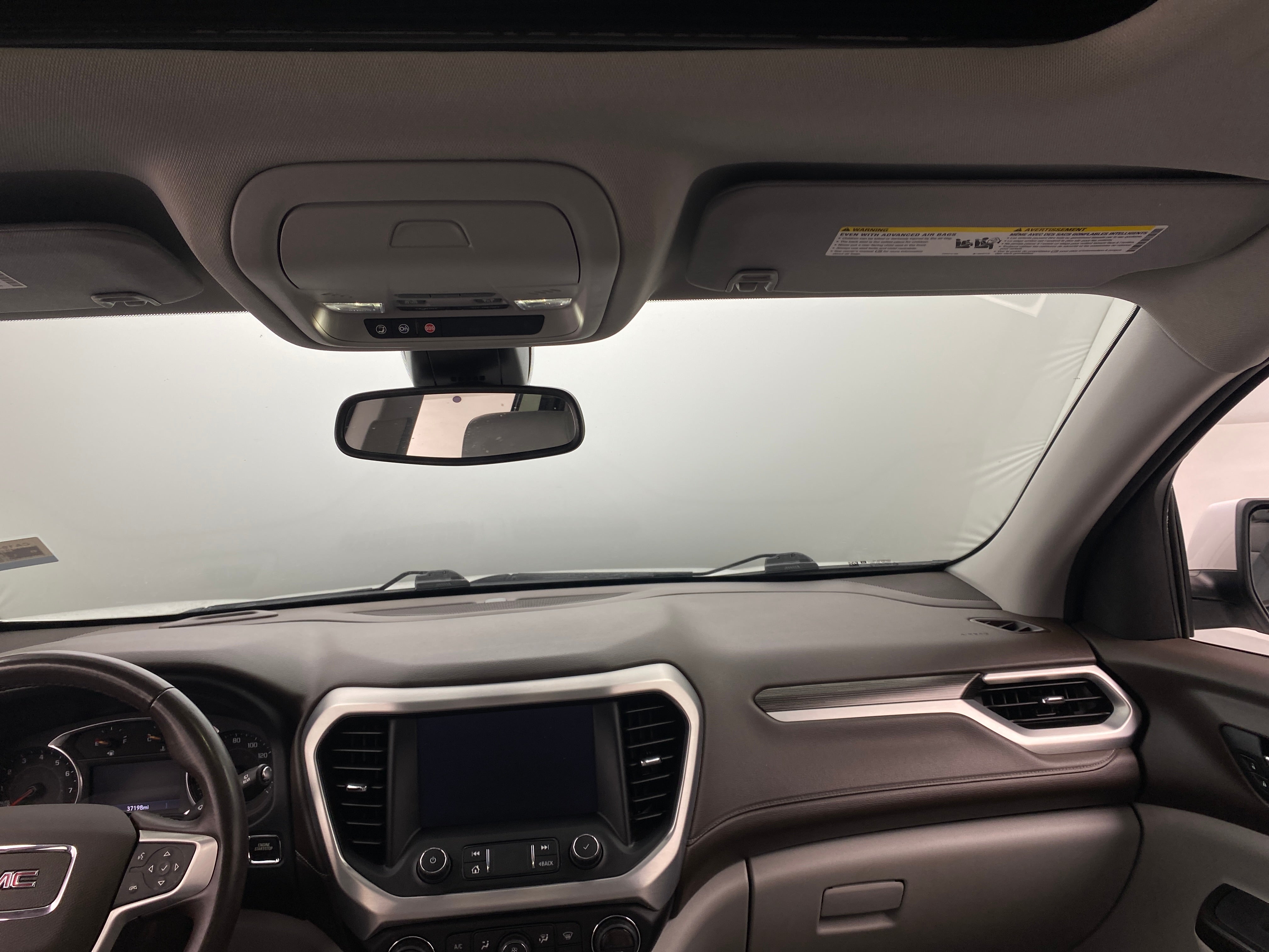 2022 GMC Acadia SLT 2