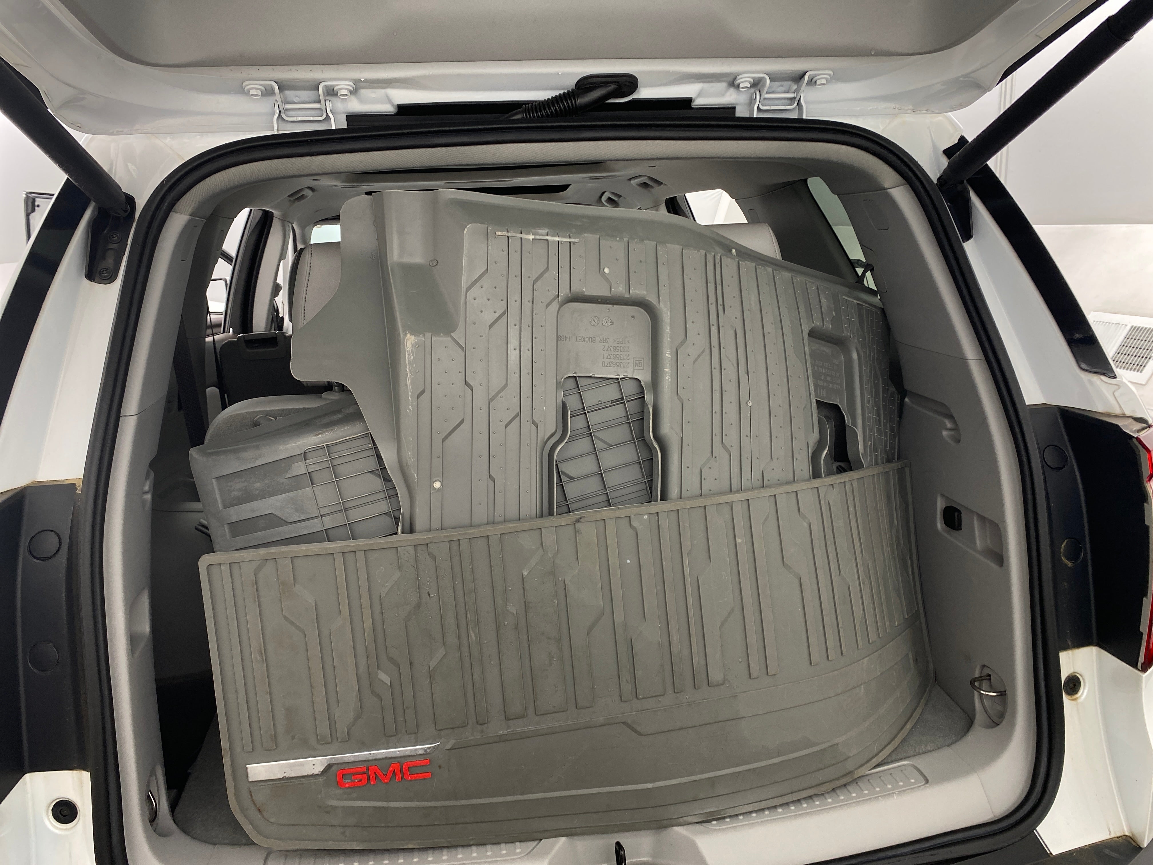 2022 GMC Acadia SLT 6