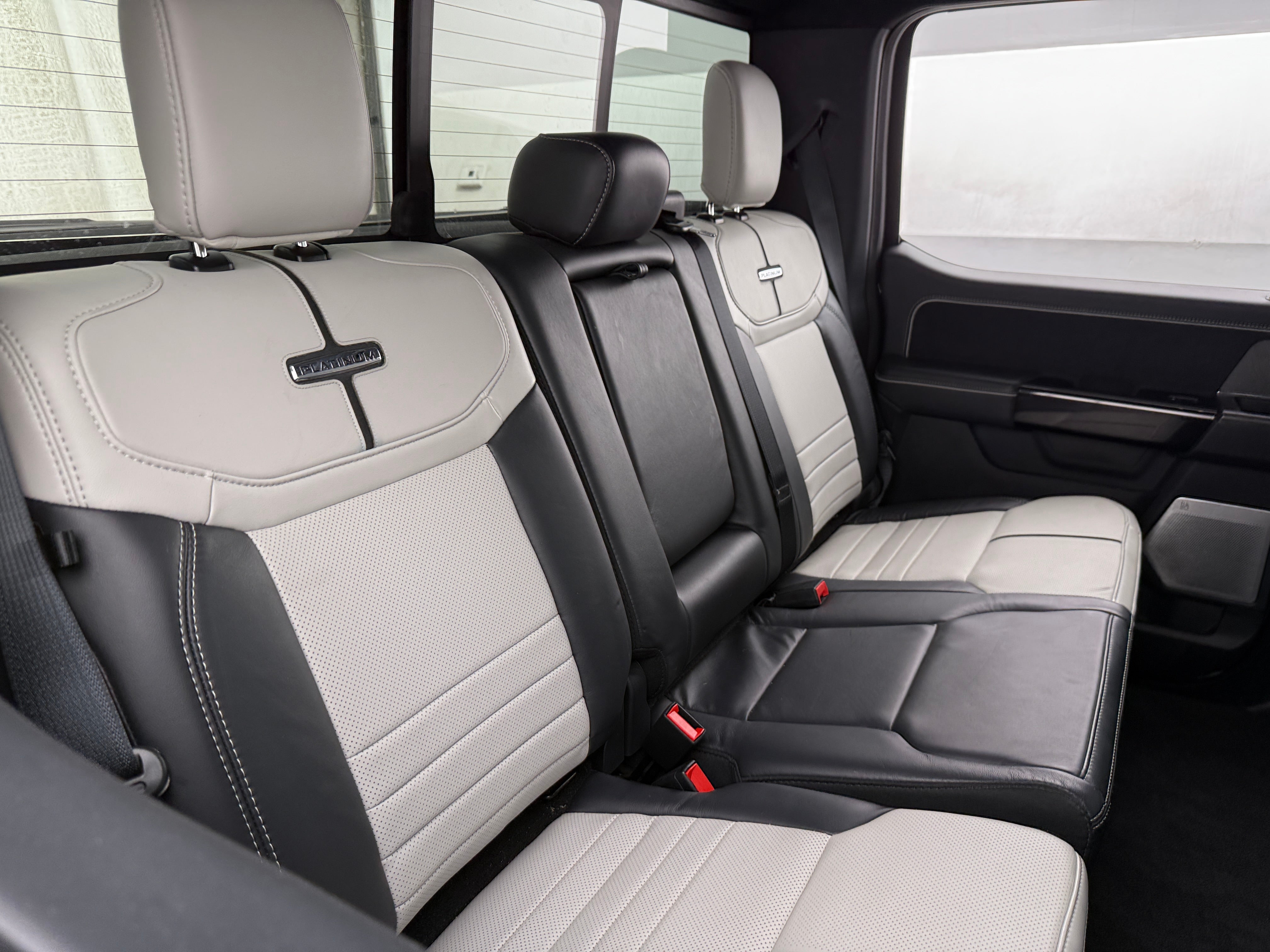 2023 Ford F-150 Lightning Platinum 5