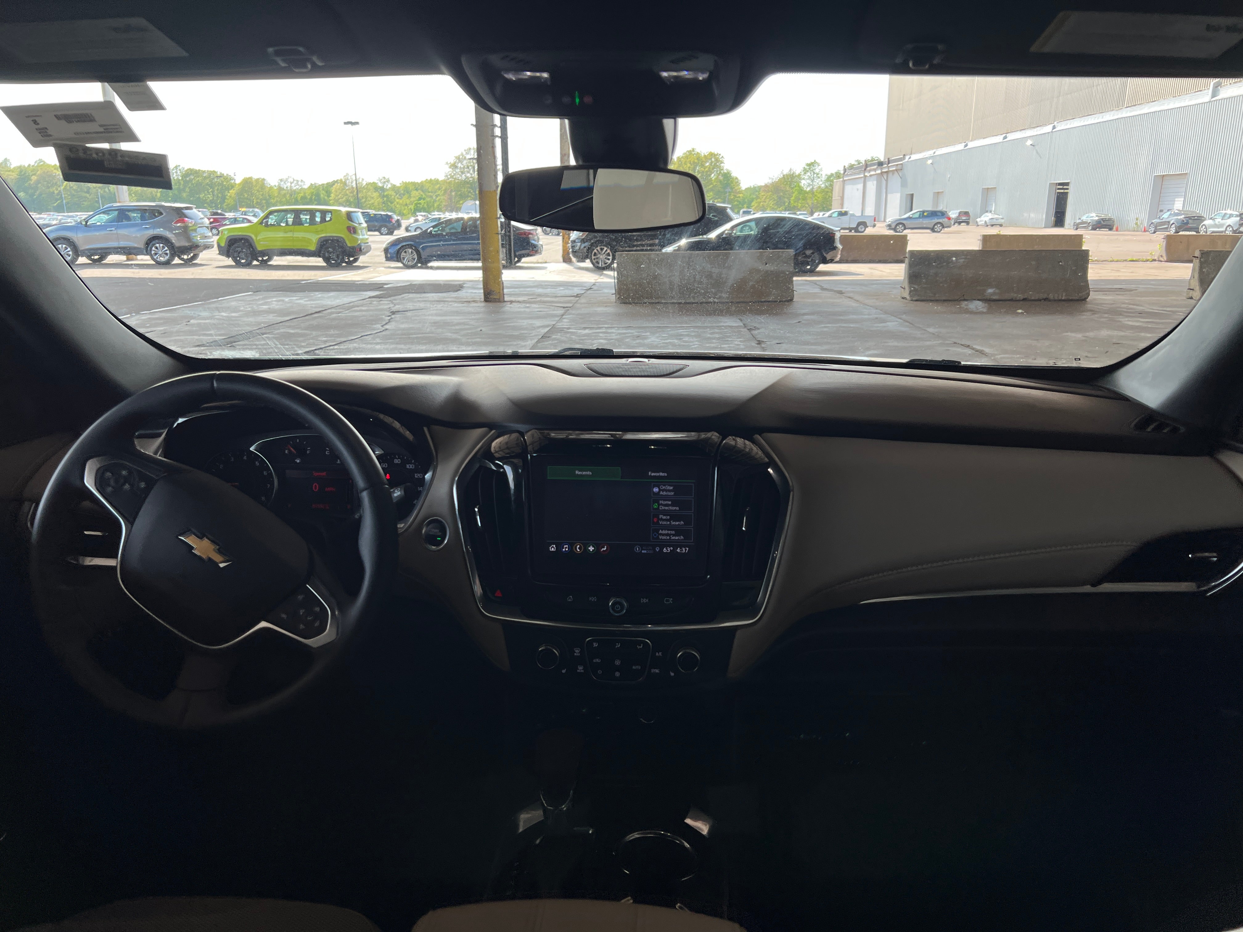 2023 Chevrolet Traverse LT 3