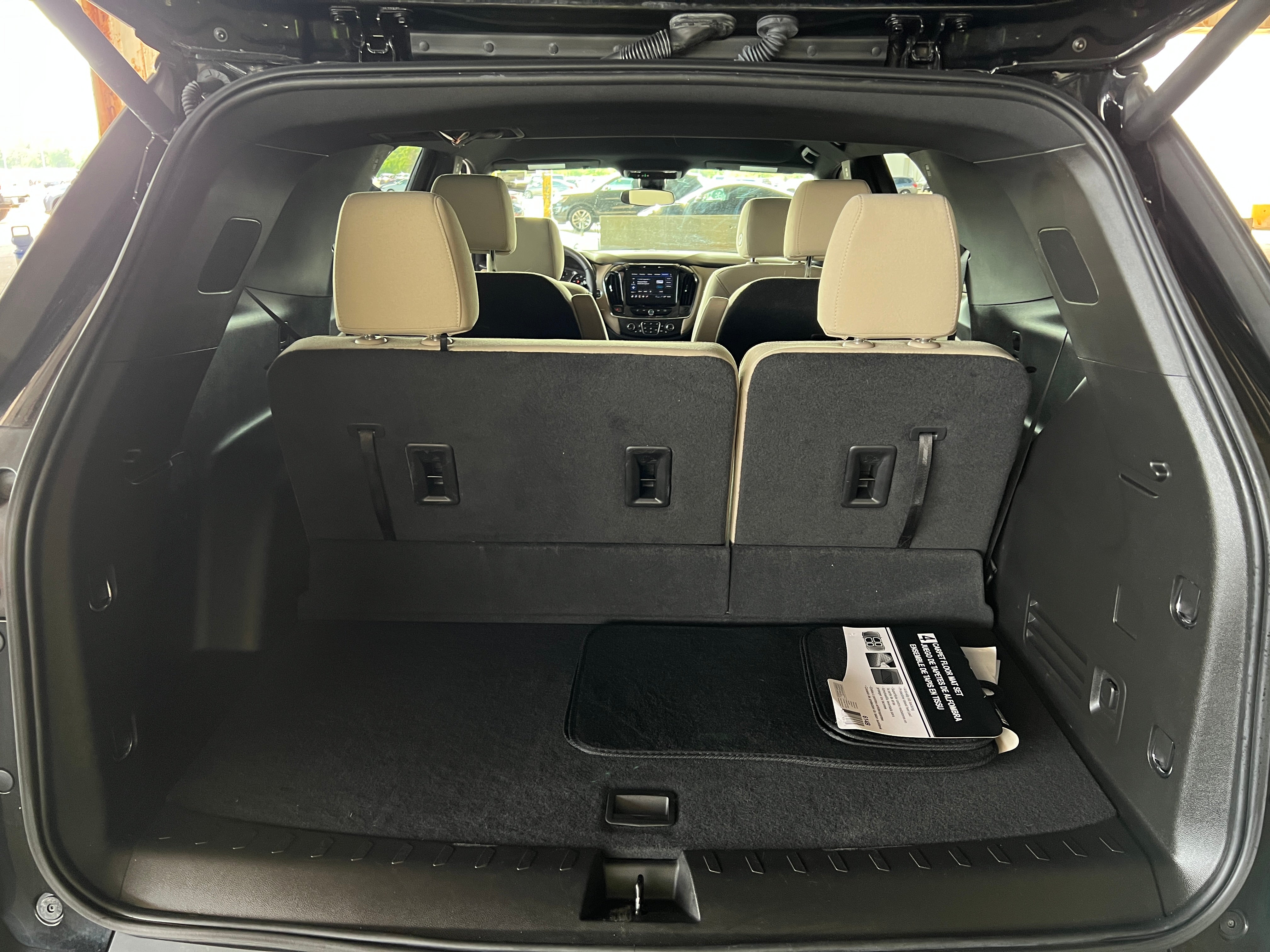 2023 Chevrolet Traverse LT 7