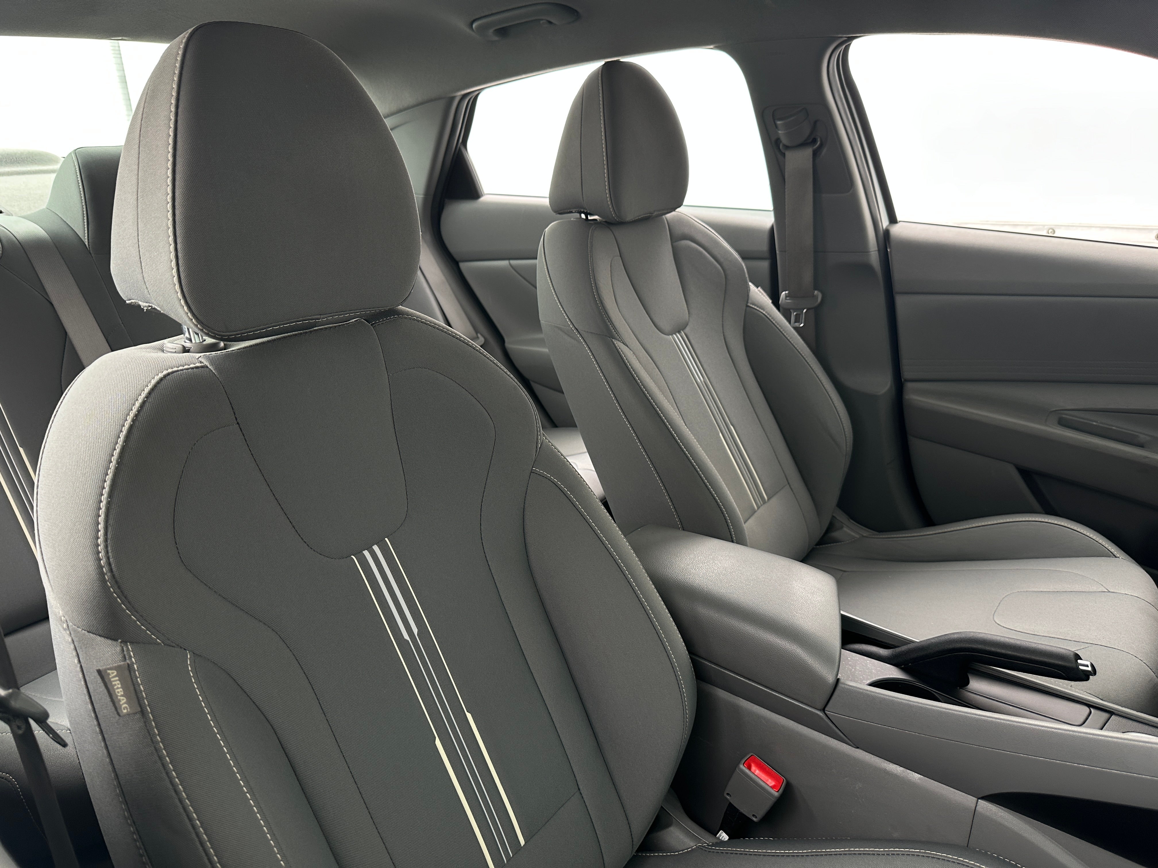 2023 Hyundai Elantra SEL 2