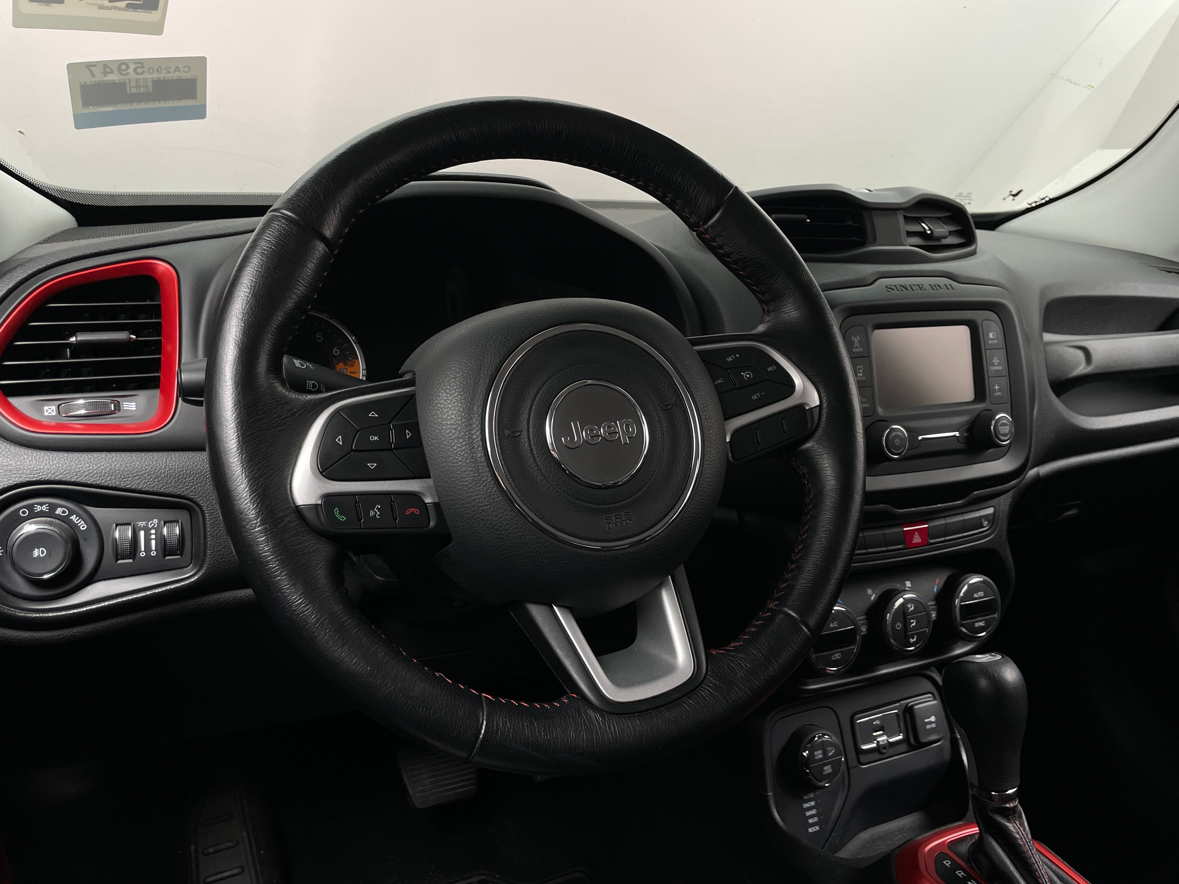 2017 Jeep Renegade Trailhawk 4
