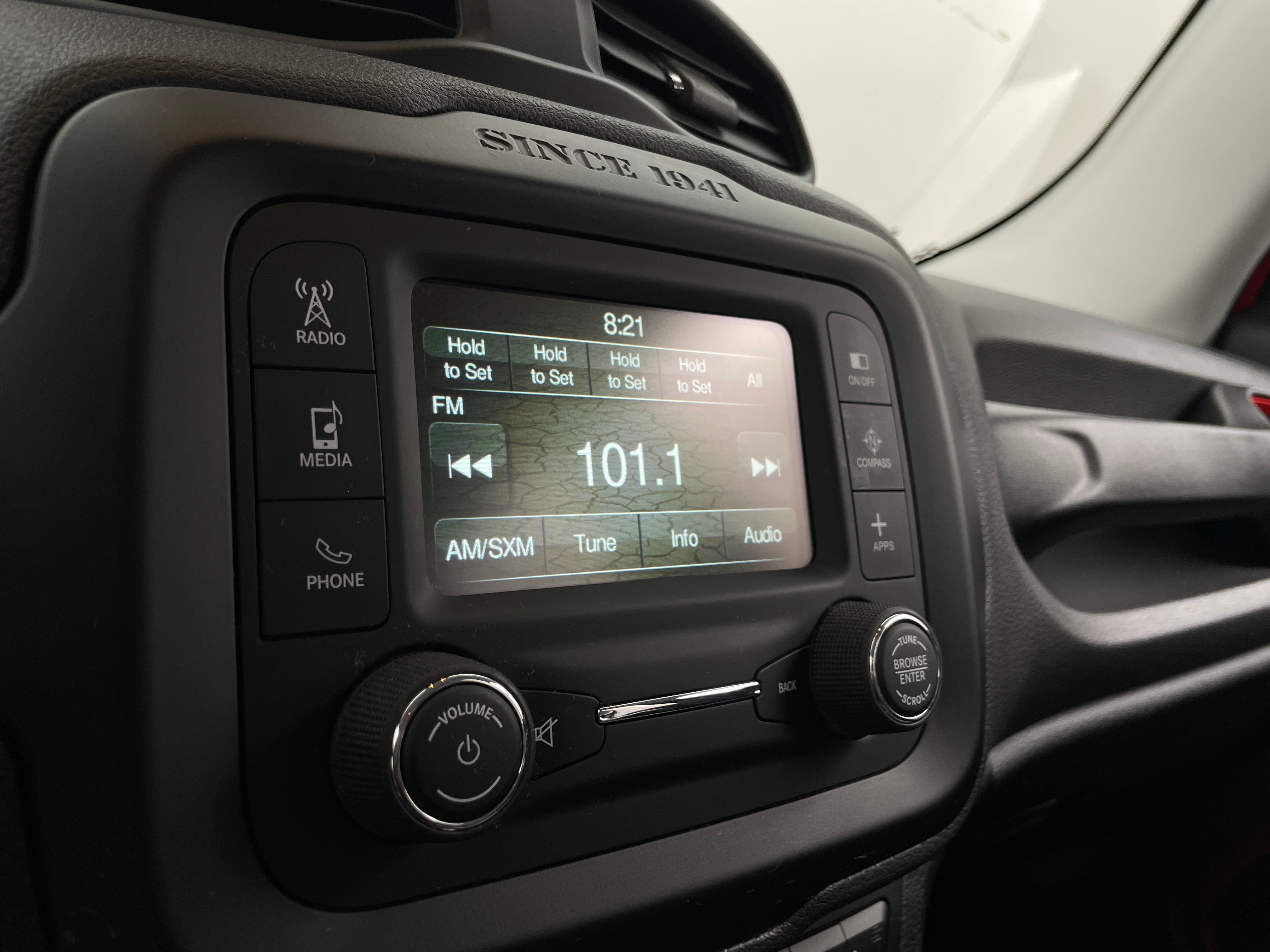 2017 Jeep Renegade Trailhawk 3