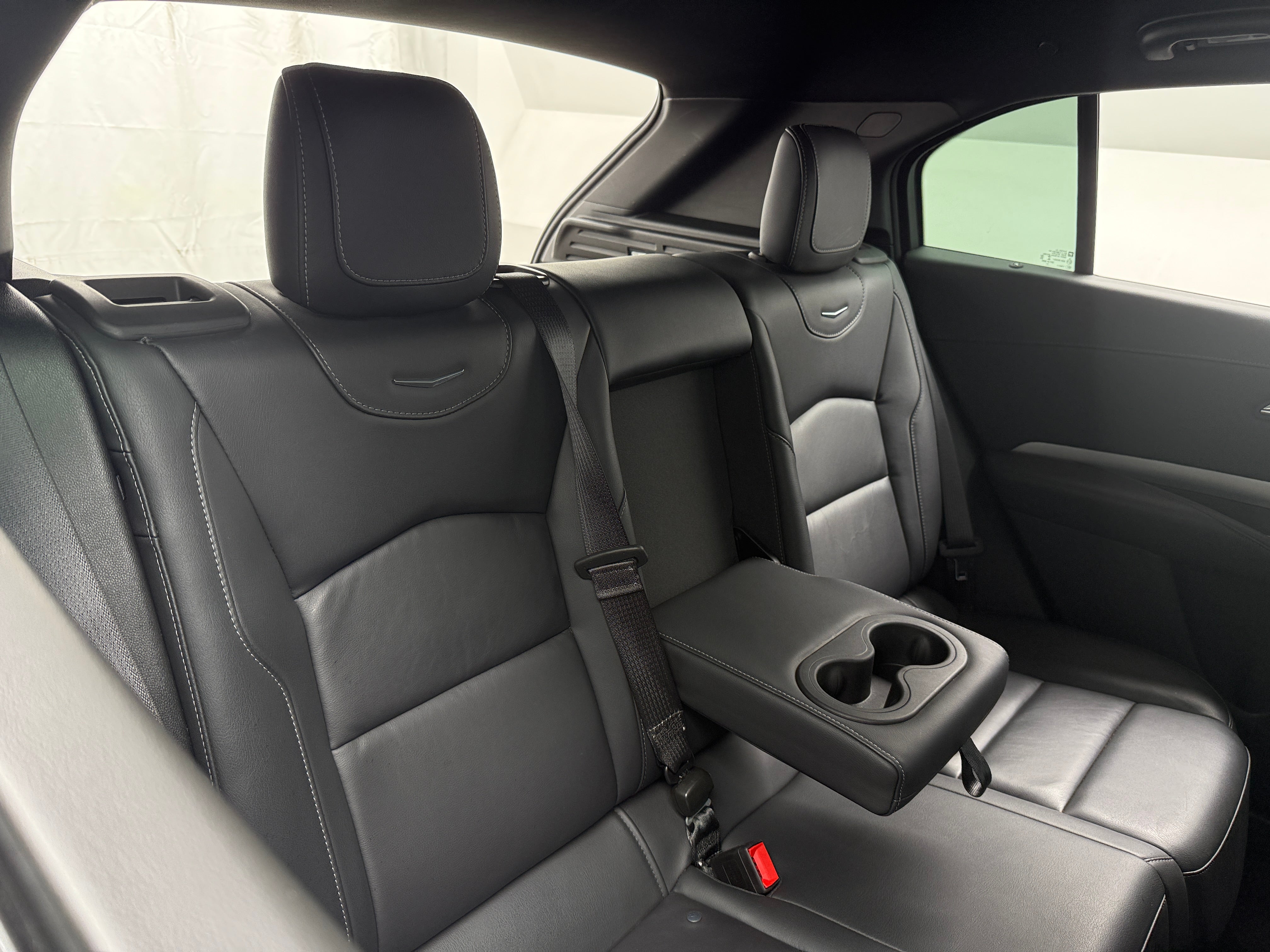 2023 Cadillac XT4 Premium Luxury 5