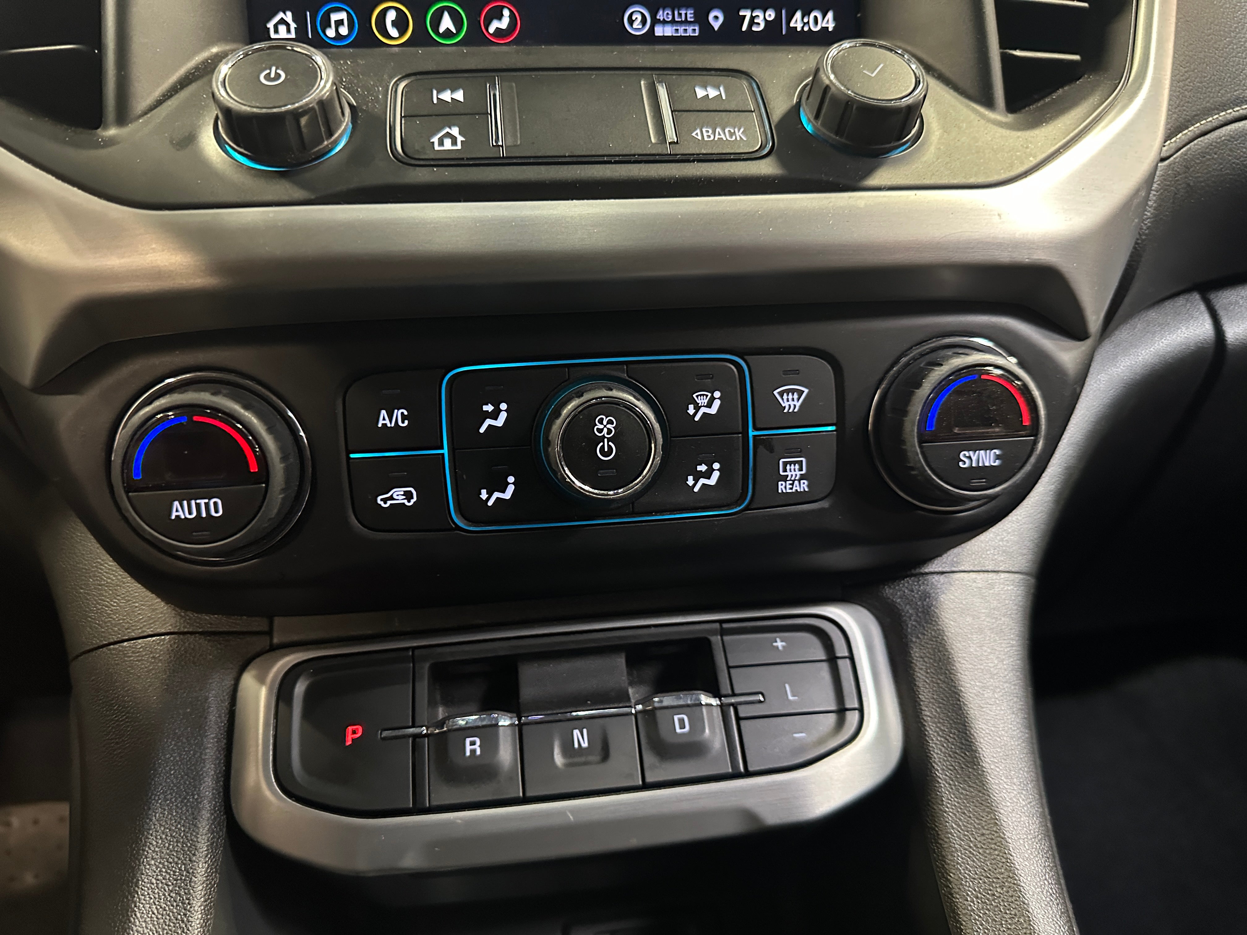 2023 GMC Acadia SLT 3