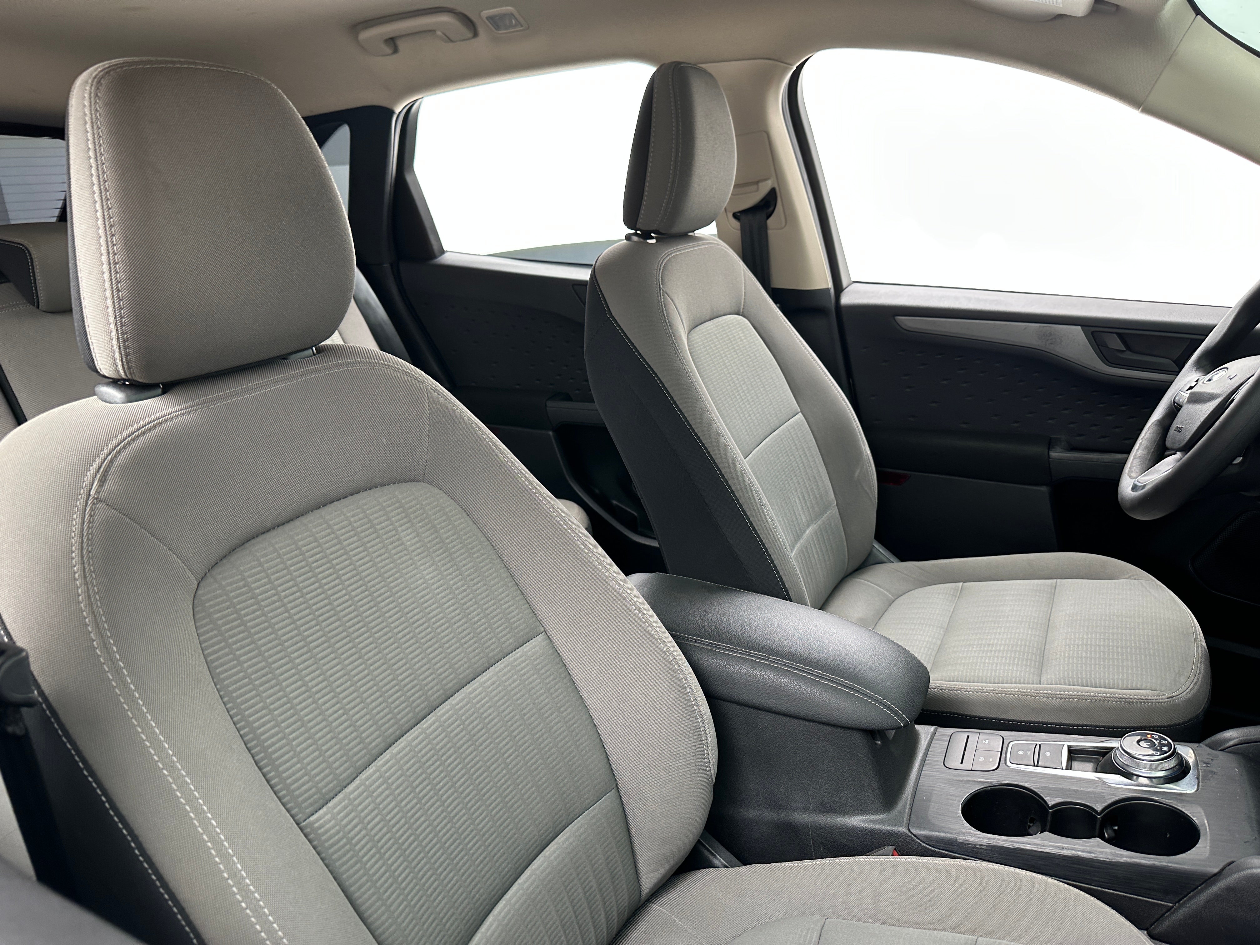 2020 Ford Escape S 2