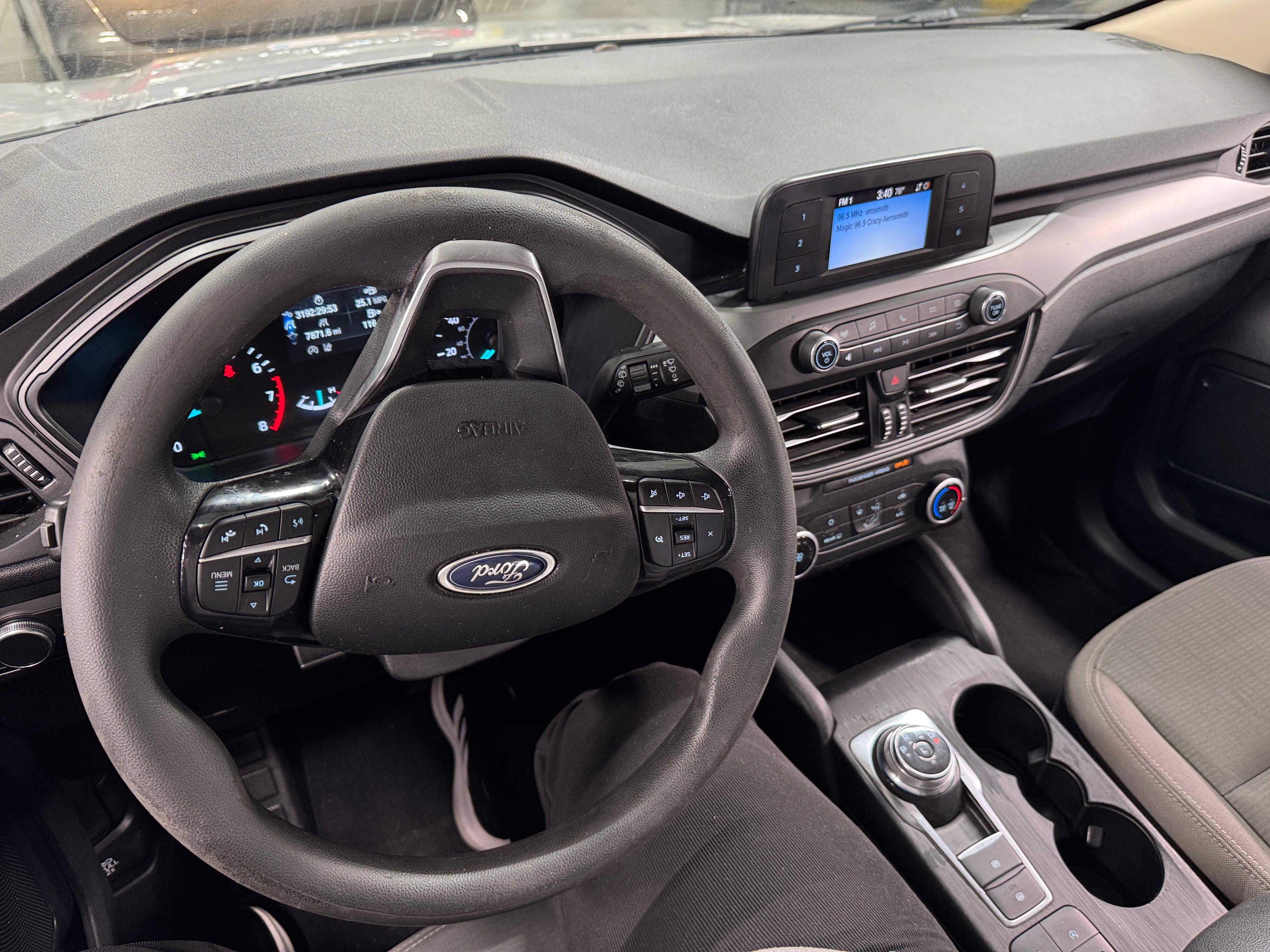 2020 Ford Escape S 3