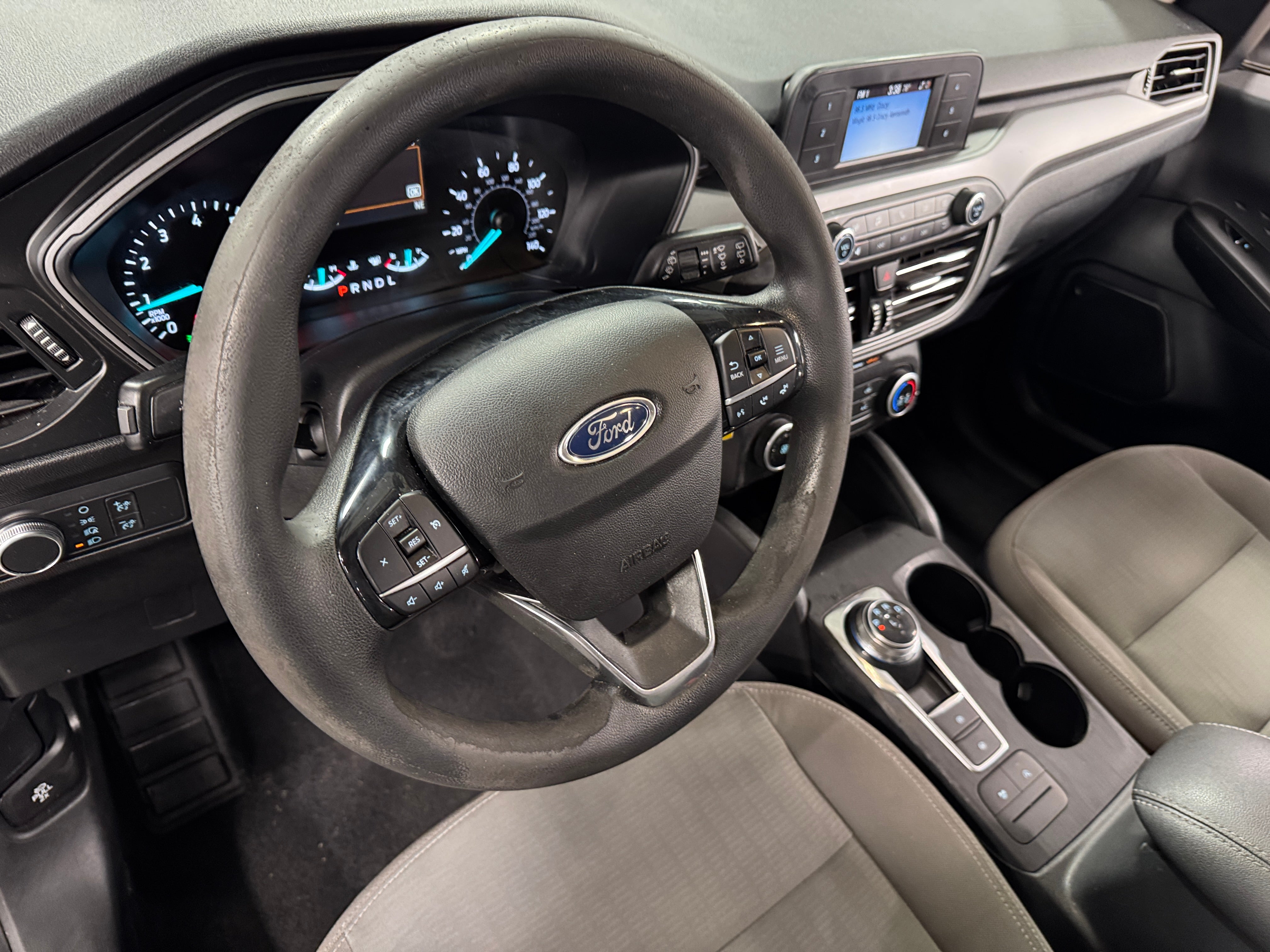 2020 Ford Escape S 5