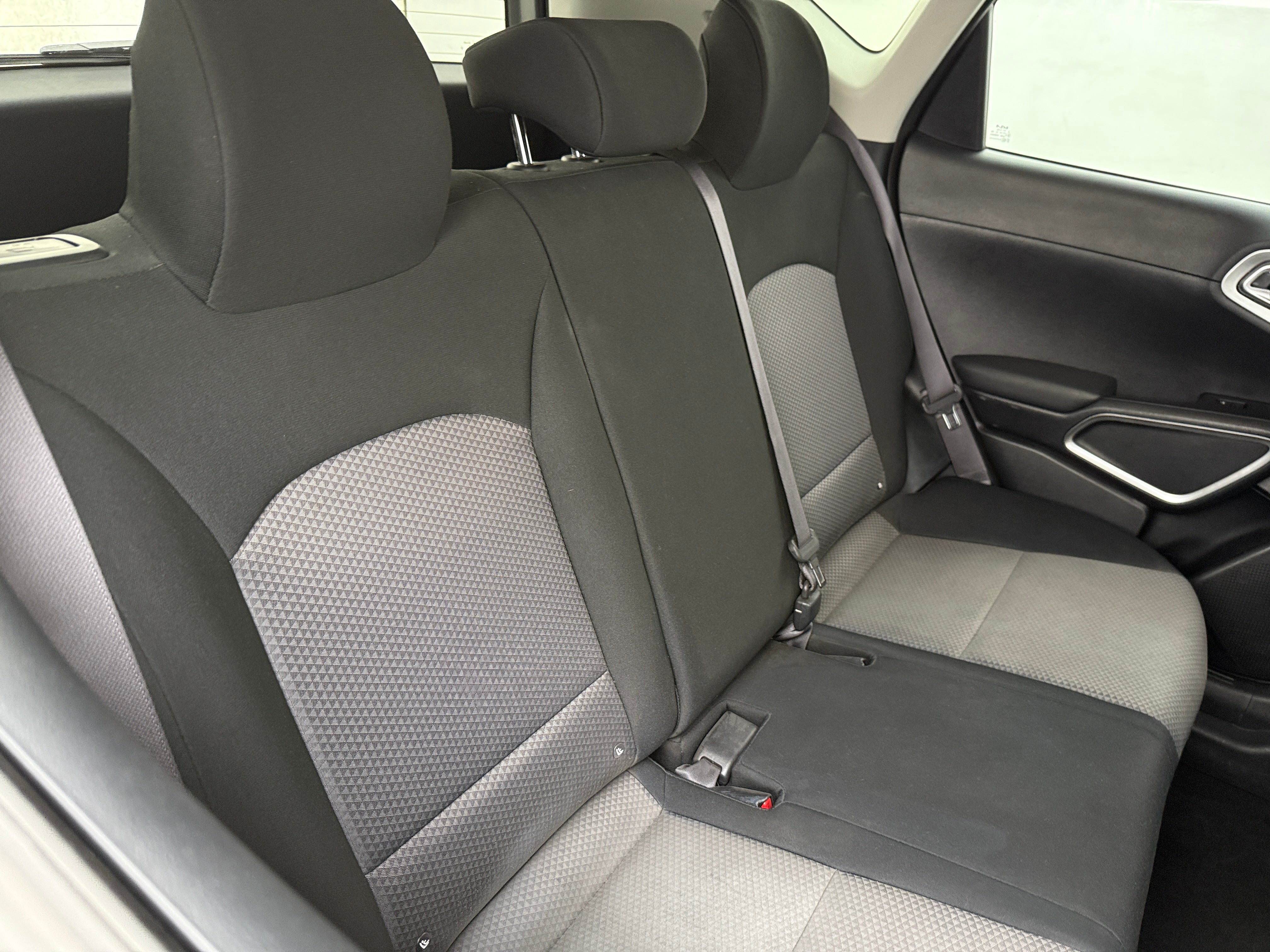 2022 Kia Soul LX 6