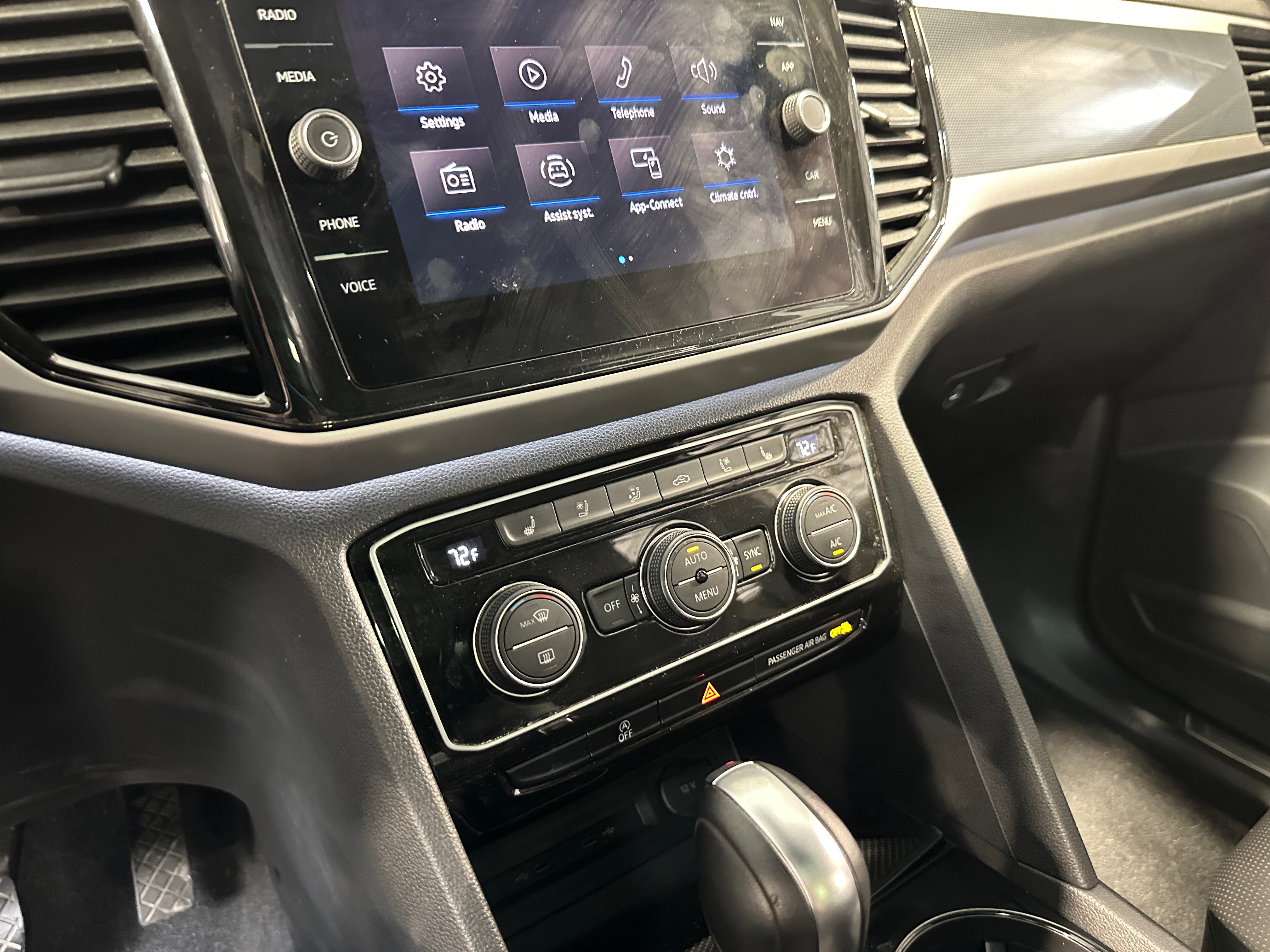 2021 Volkswagen Atlas SEL 3