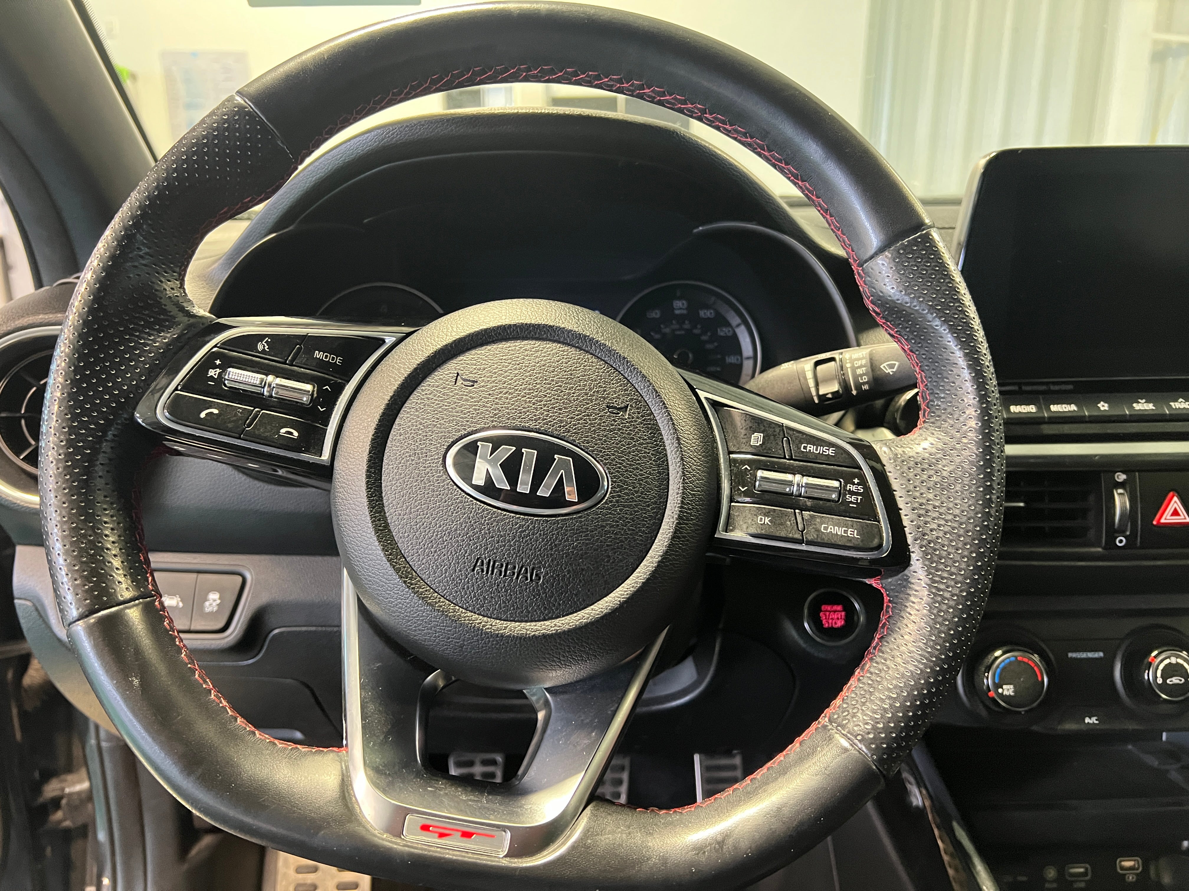 2020 Kia Forte GT 4