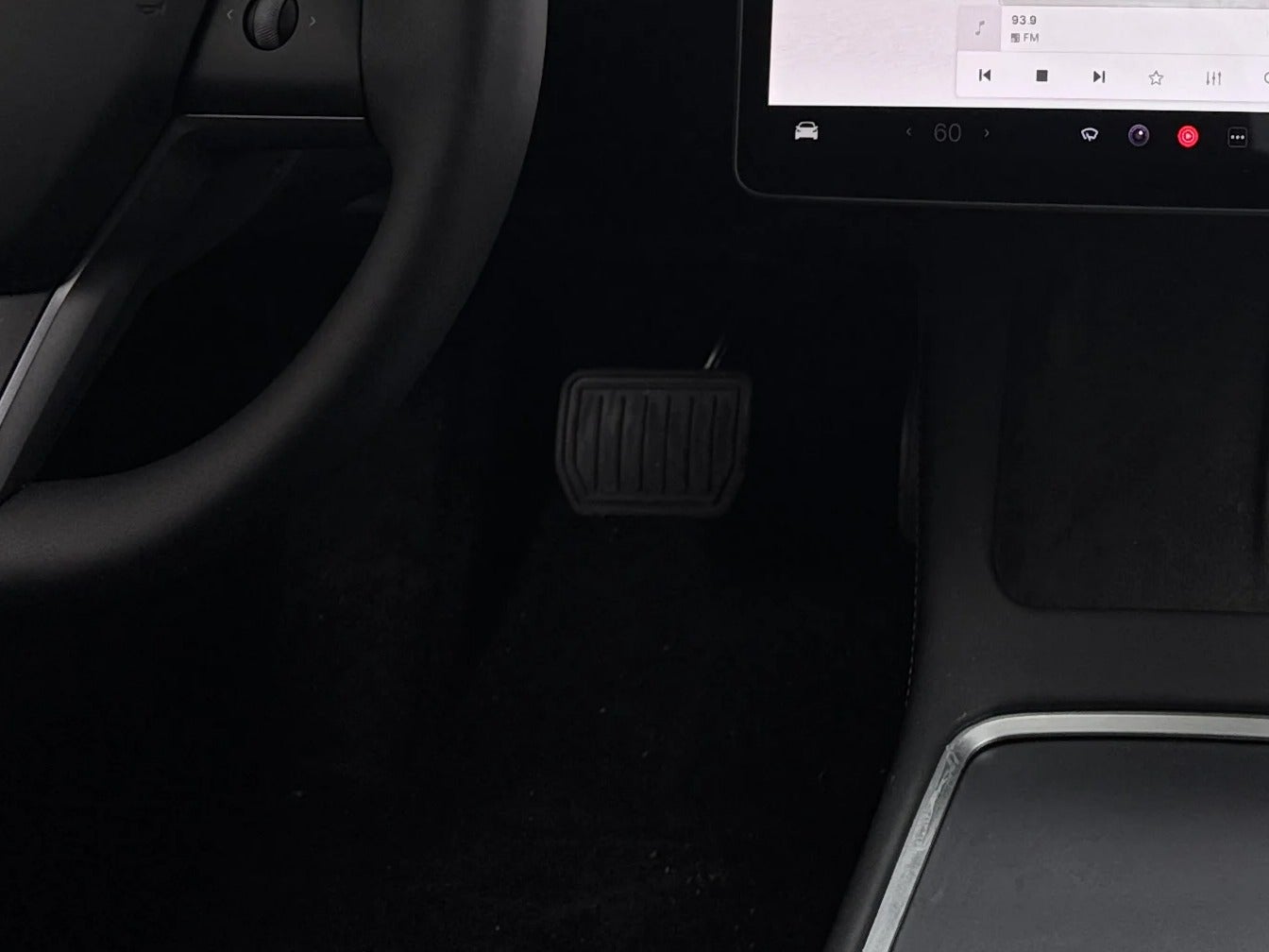 2023 Tesla Model 3 Standard Range 2