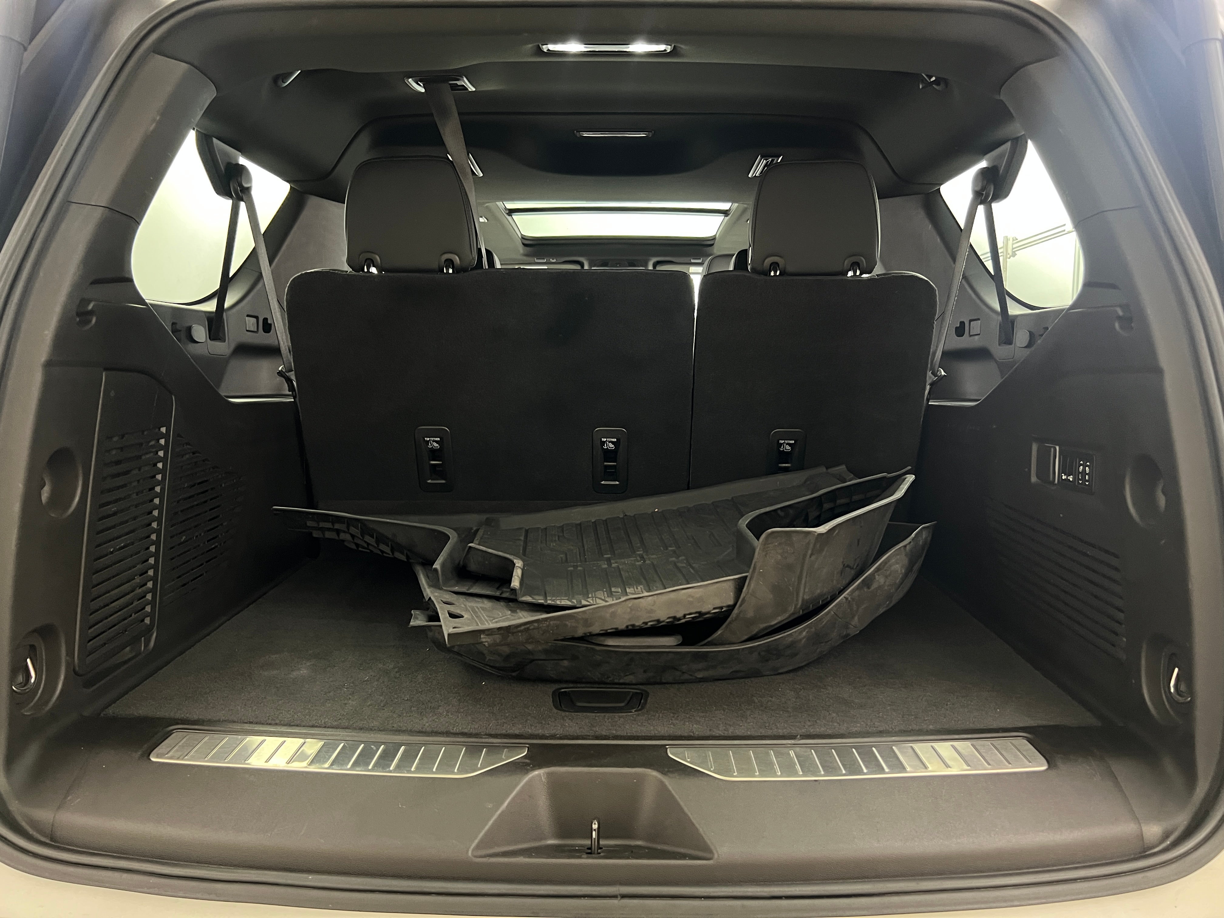 Thumbnail: 2021 GMC Yukon XL - 6