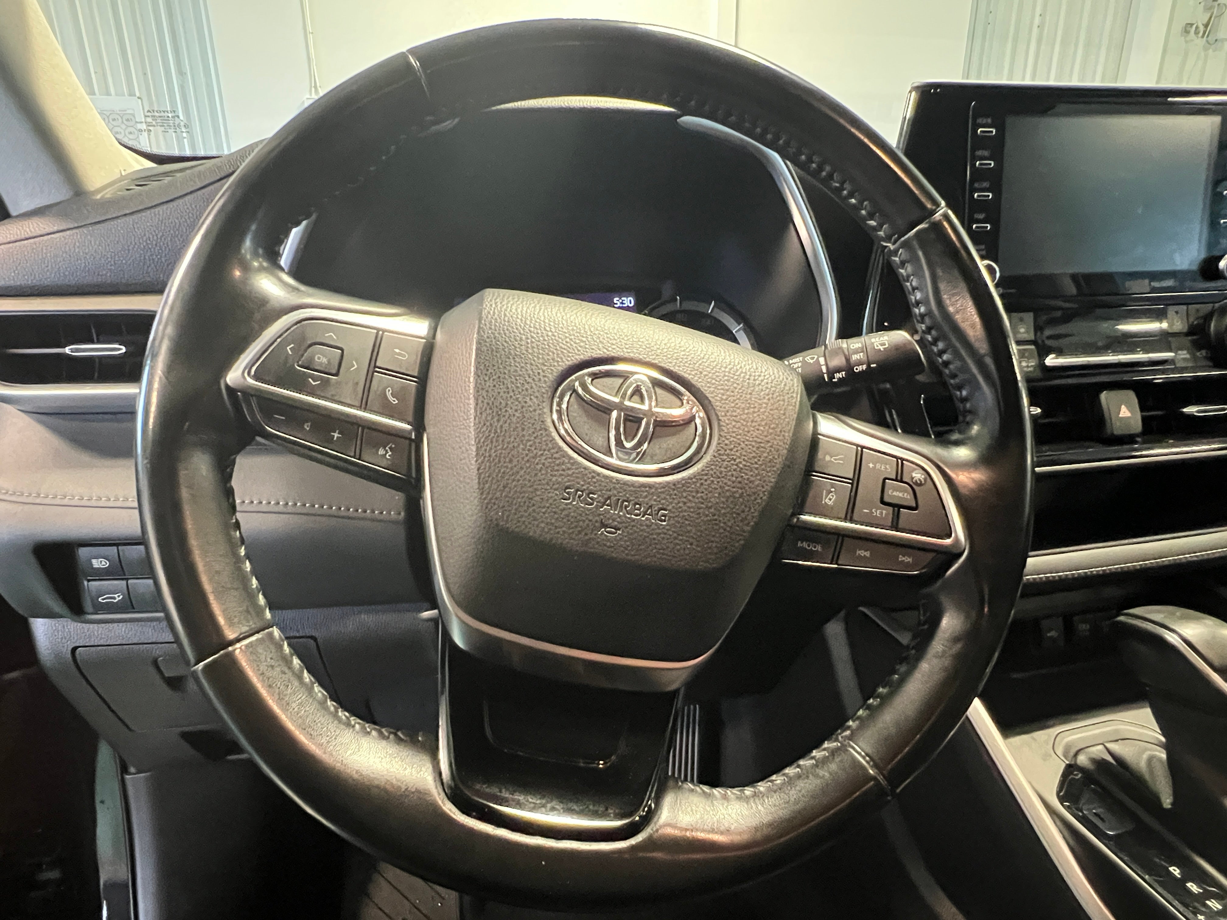 2021 Toyota Highlander XLE 4
