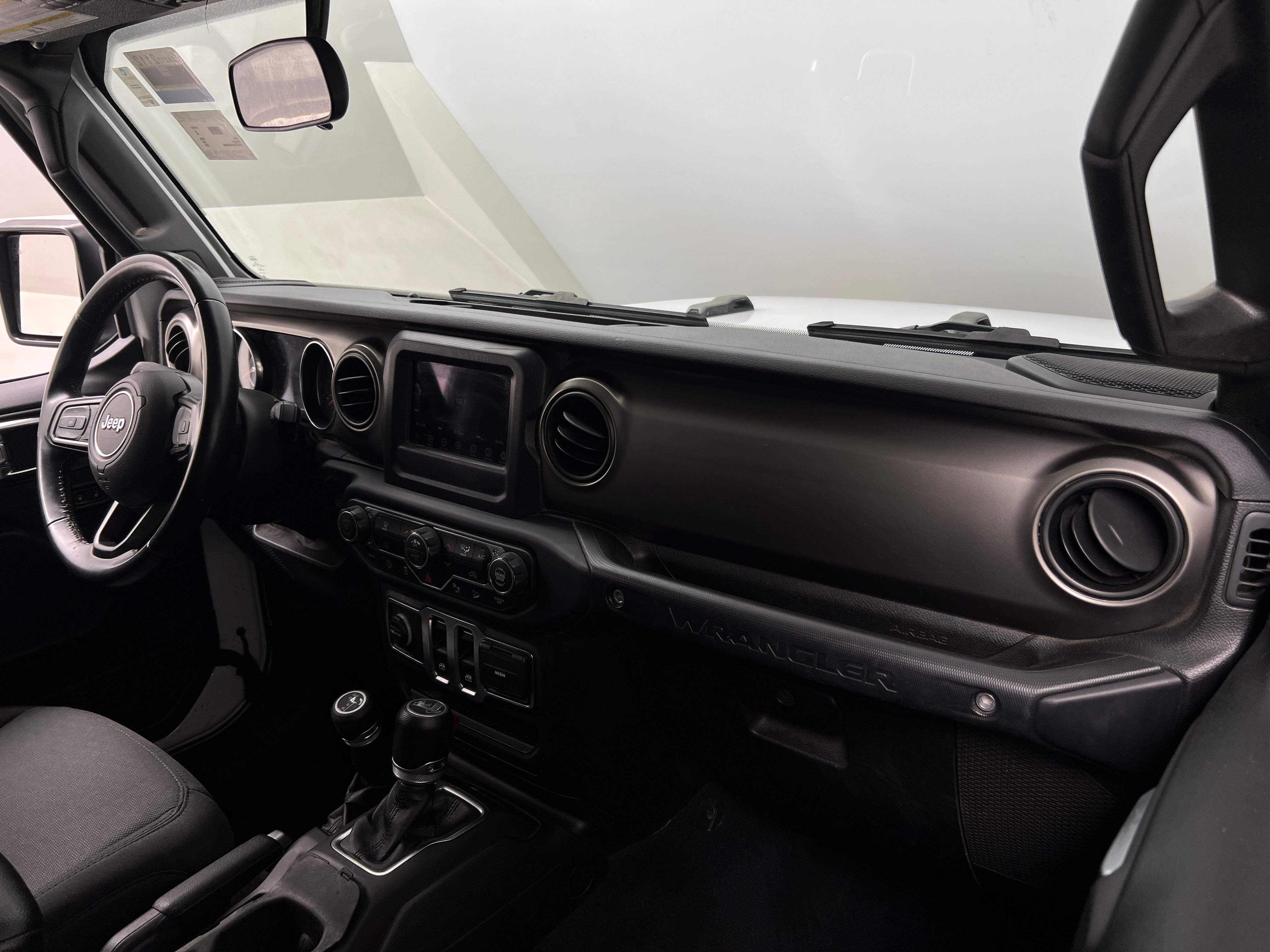 2019 Jeep Wrangler Sport S 3