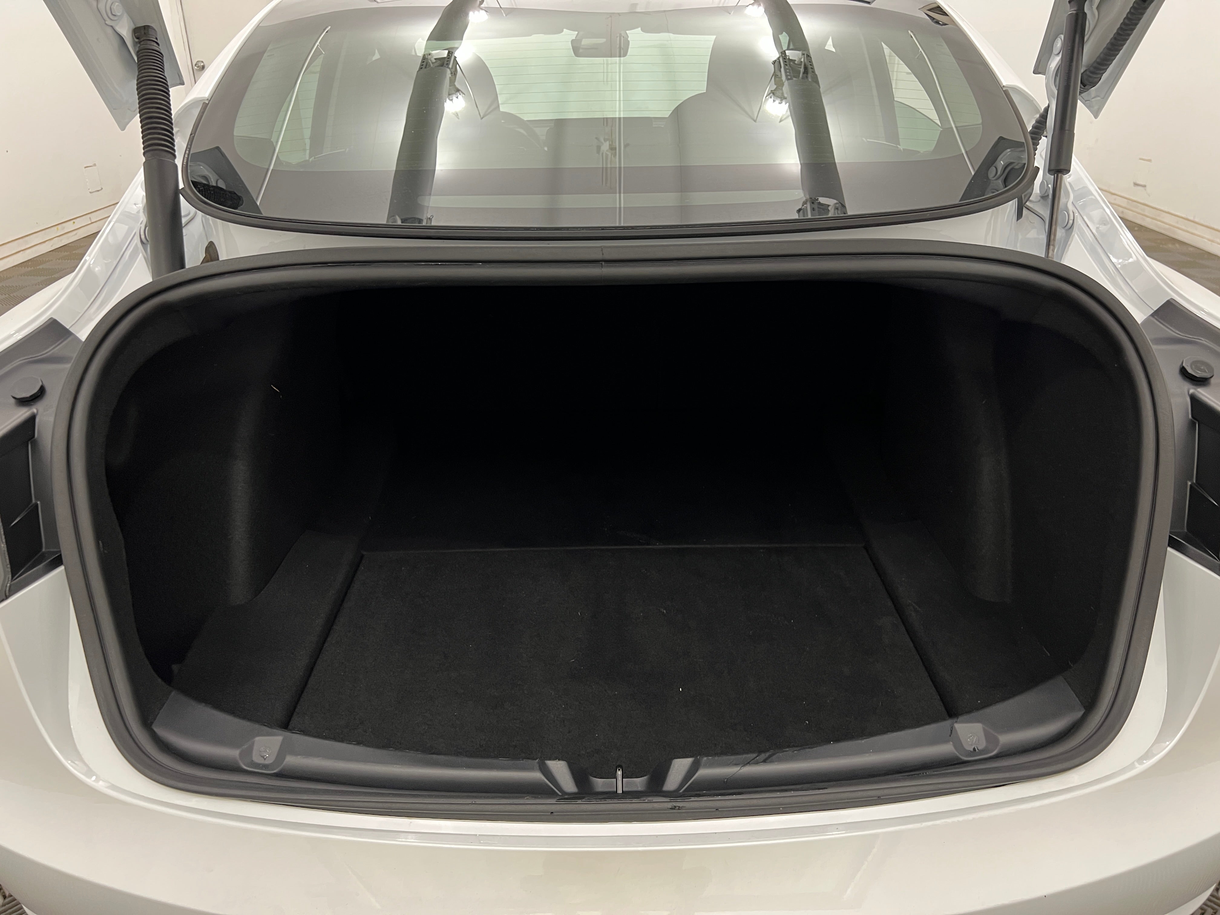 2023 Tesla Model 3 Standard Range 5